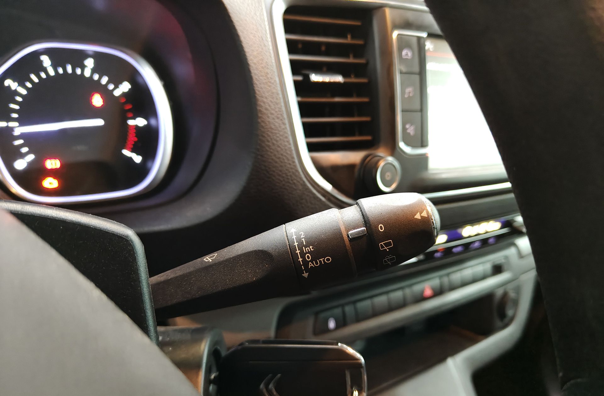 Citroën SpaceTourer BlueHDi 150 Feel Talla M 8 plazas - foto 31