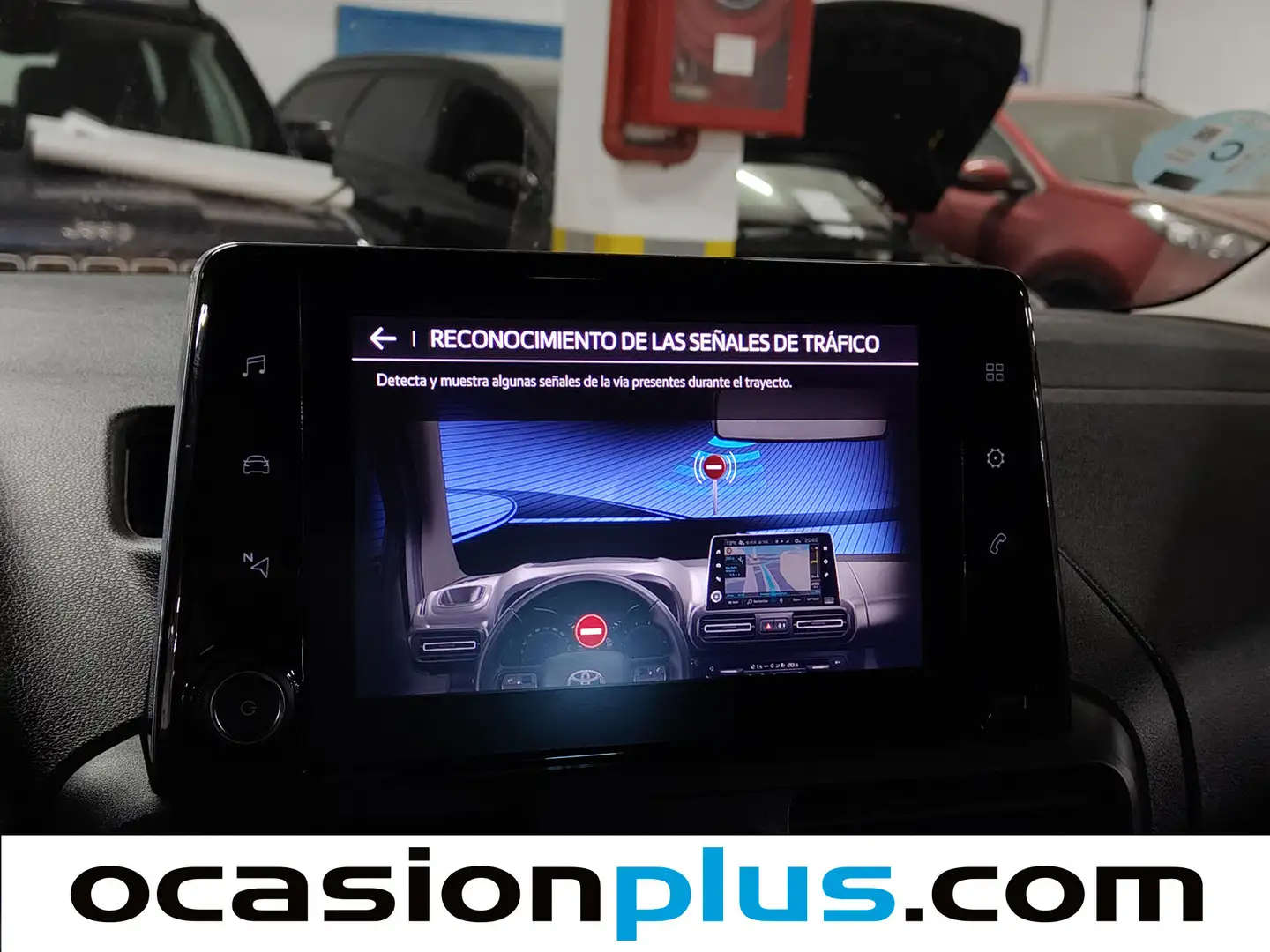 Foto Toyota Proace City Verso Toyota Proace City Verso 1.2 Family Active L1 Auto (131 CV)