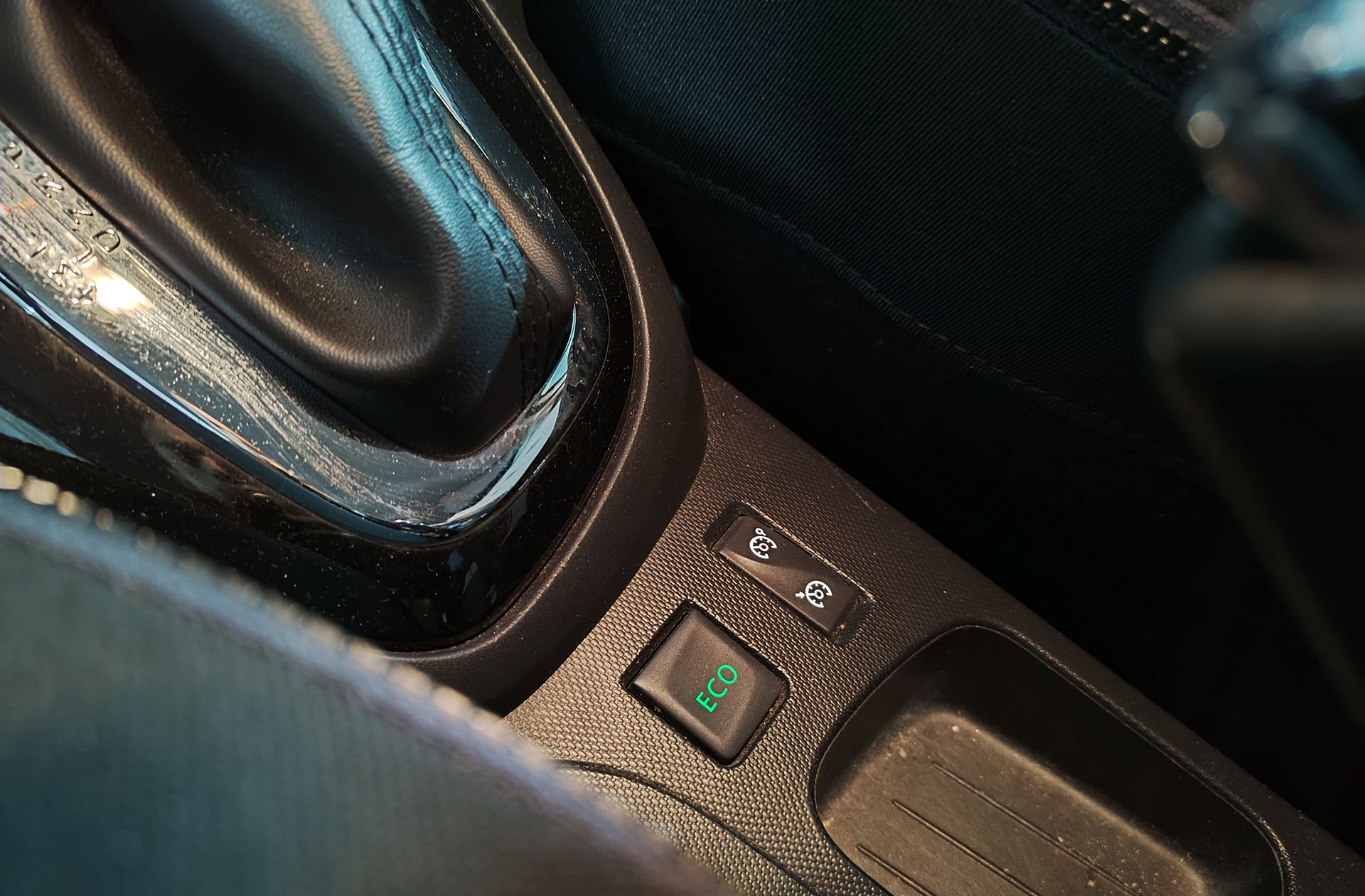 Renault Captur Zen Energy dCi EDC - foto 30