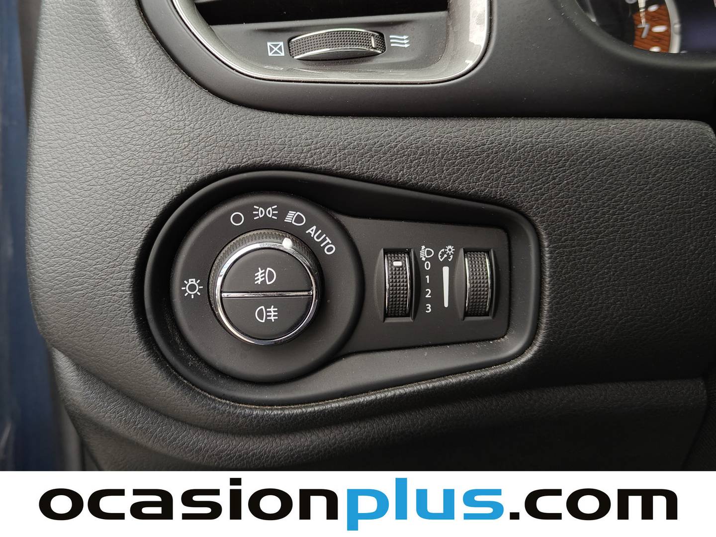 Foto Jeep Renegade Jeep Renegade eHybrid 1.5 Limited ATX  (130 CV)