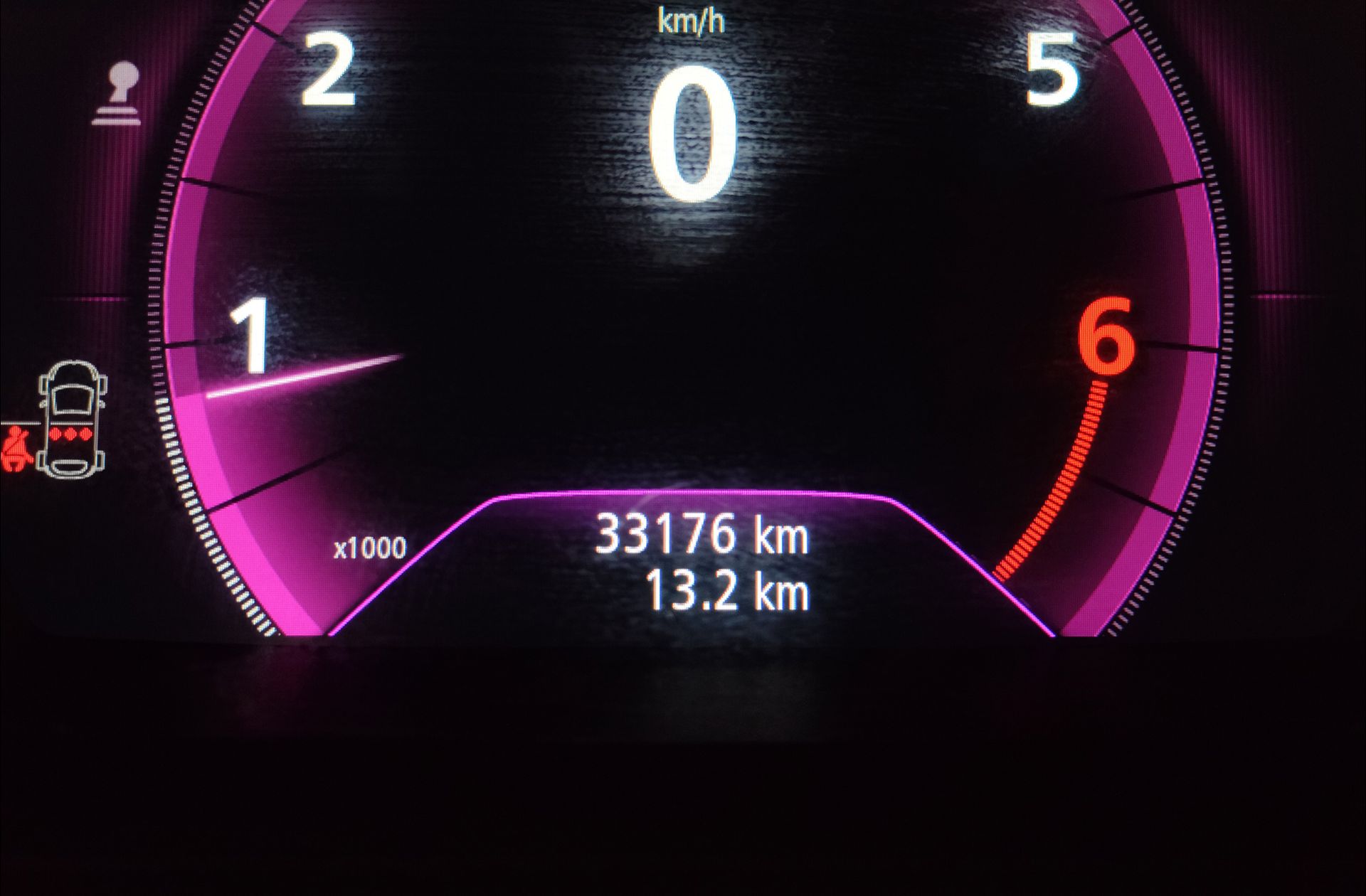 Renault Mégane Limited TCe GPF - foto 8