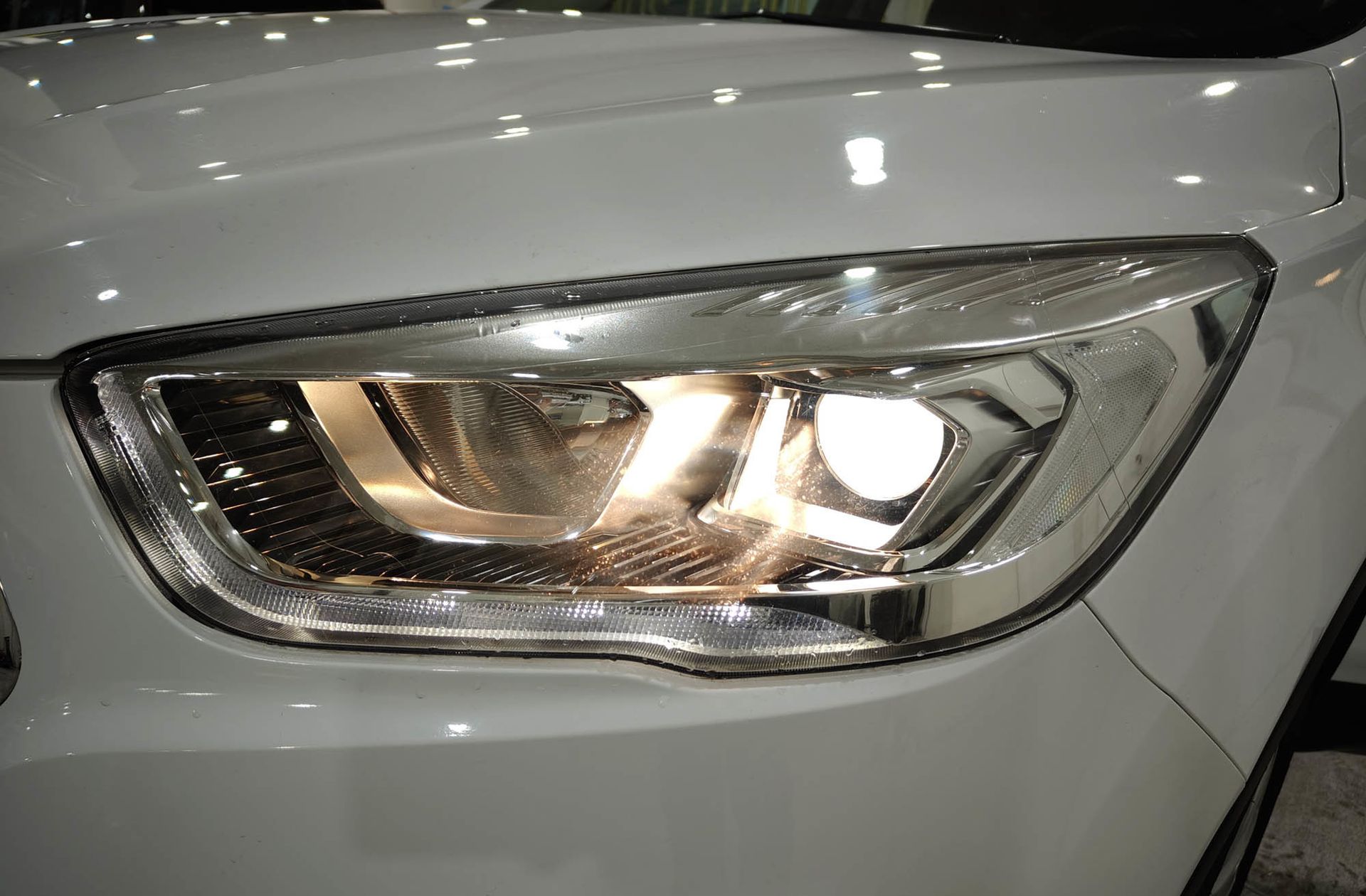Ford Kuga 1.5 EcoBoost Trend 4x2 - foto 14