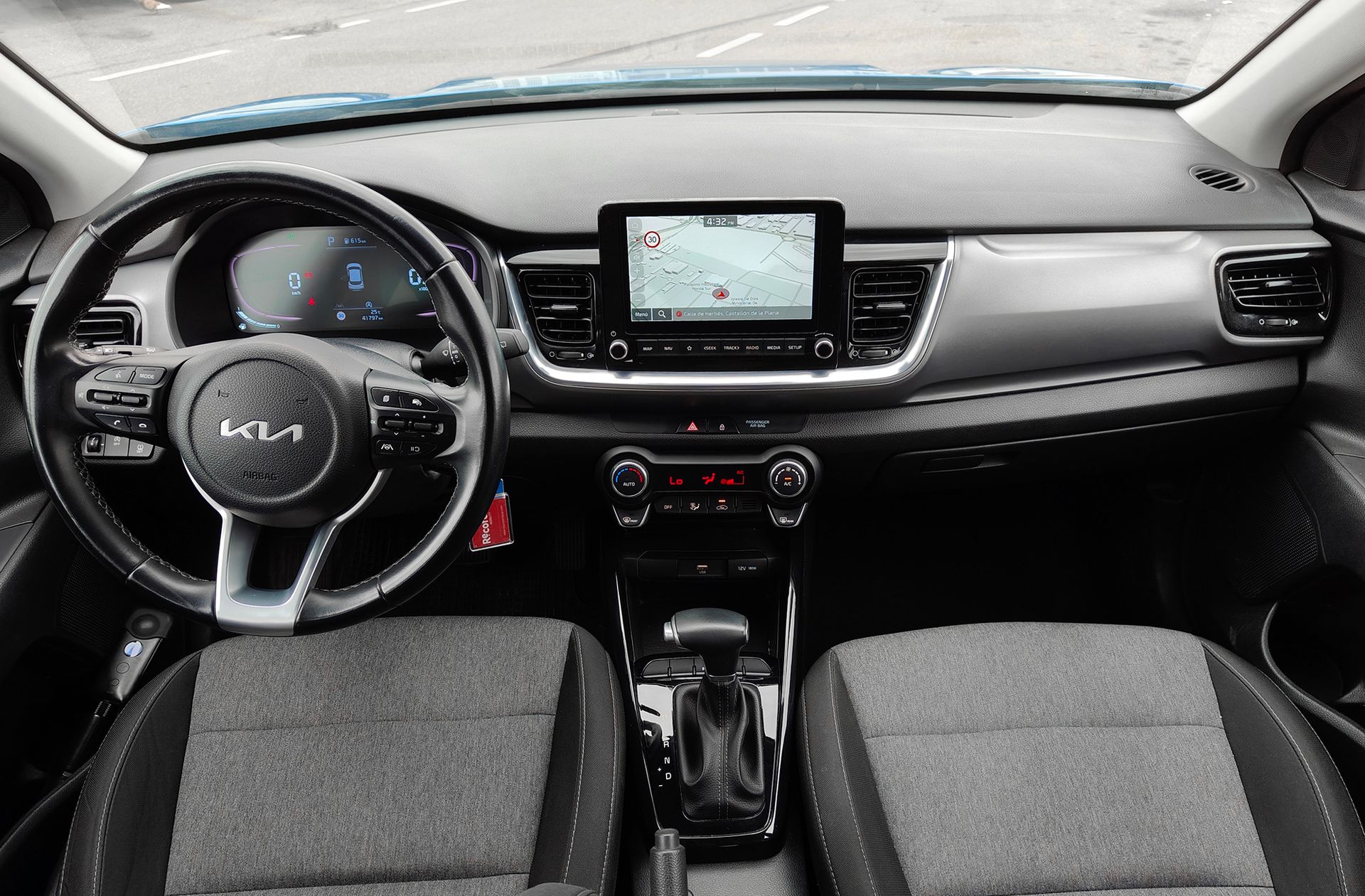 Kia Stonic 1.0 T-GDi Drive DCT - foto 9