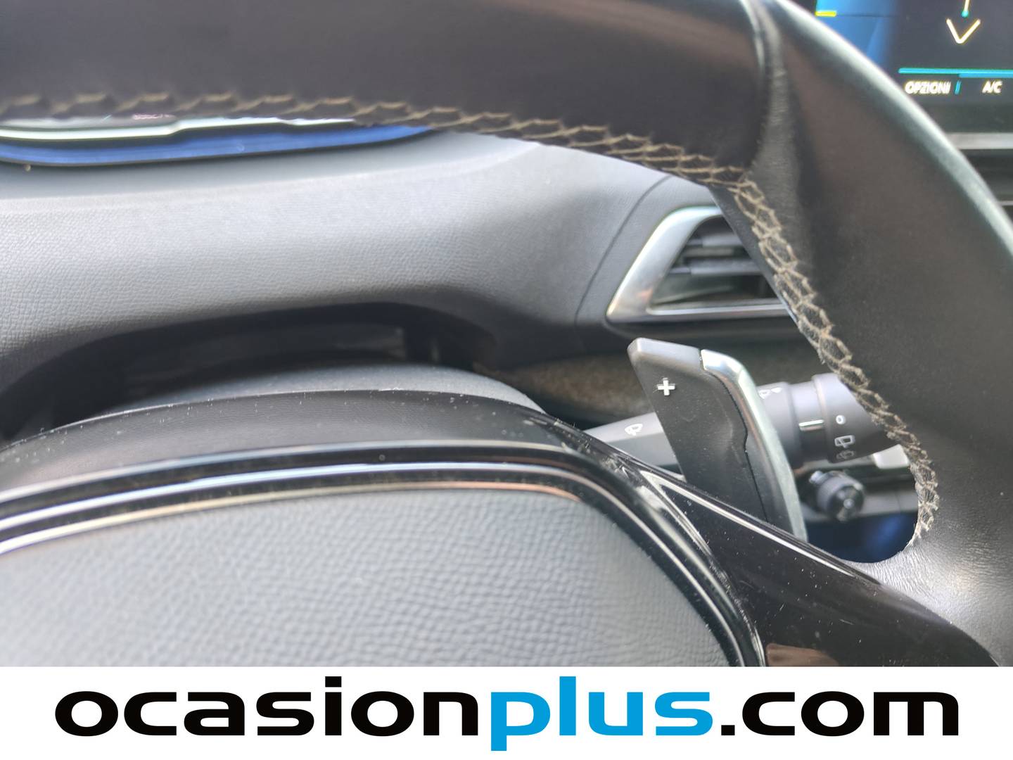 Foto Peugeot 3008 Hybrid Peugeot 3008 Hybrid 300 Allure Pack e-EAT8 (300 CV)