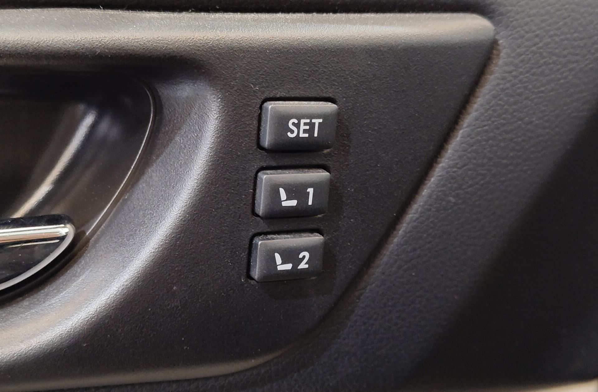 Subaru Outback 2.0 D Executive Plus CVT Lineartronic - foto 15
