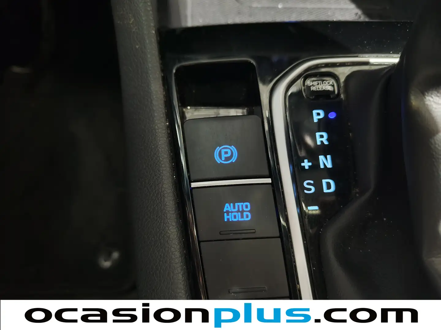 Foto Hyundai IONIQ Hyundai Ioniq 1.6 GDI HEV Tecno DCT (141 CV)