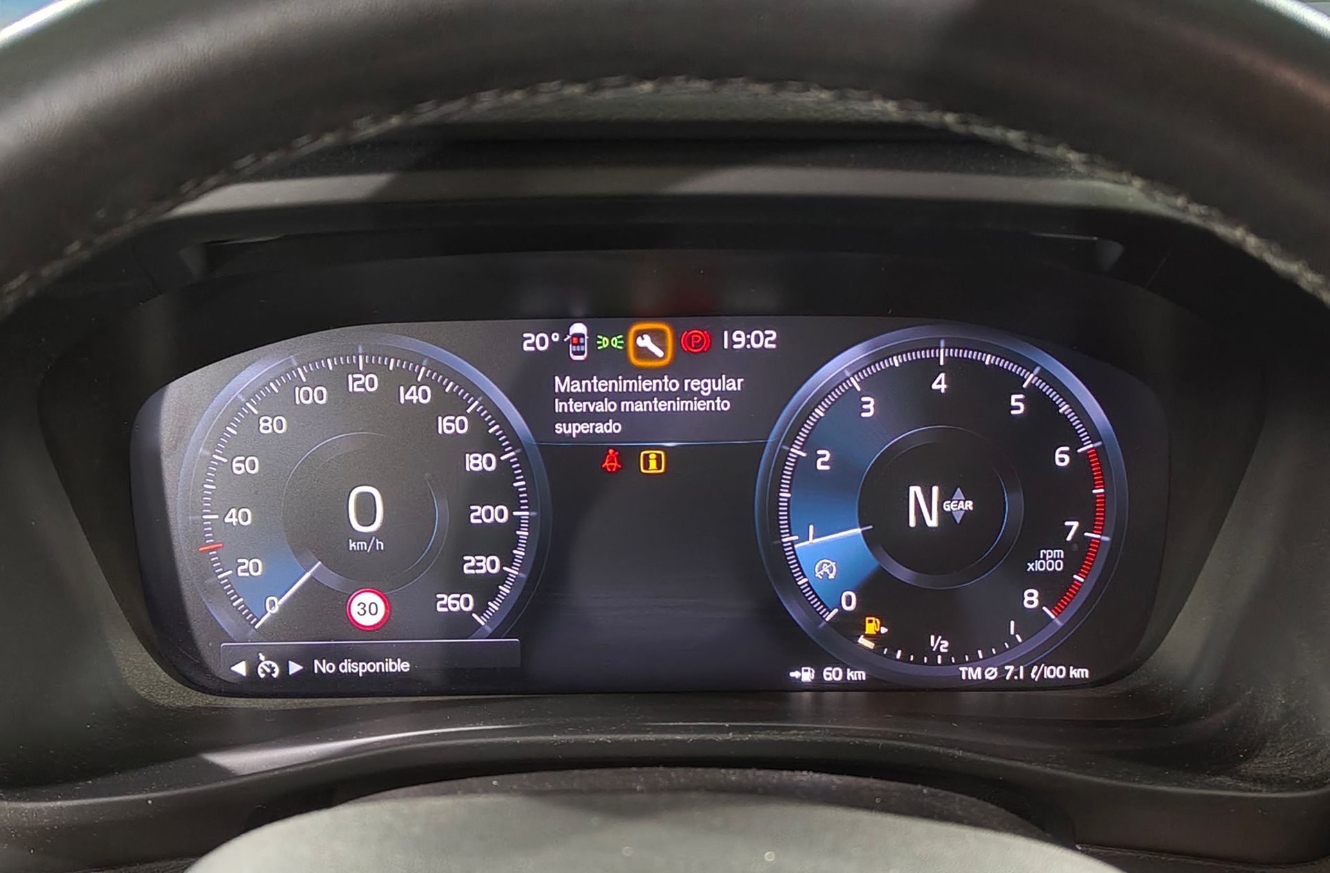 Volvo XC40 T2 Essential - foto 10
