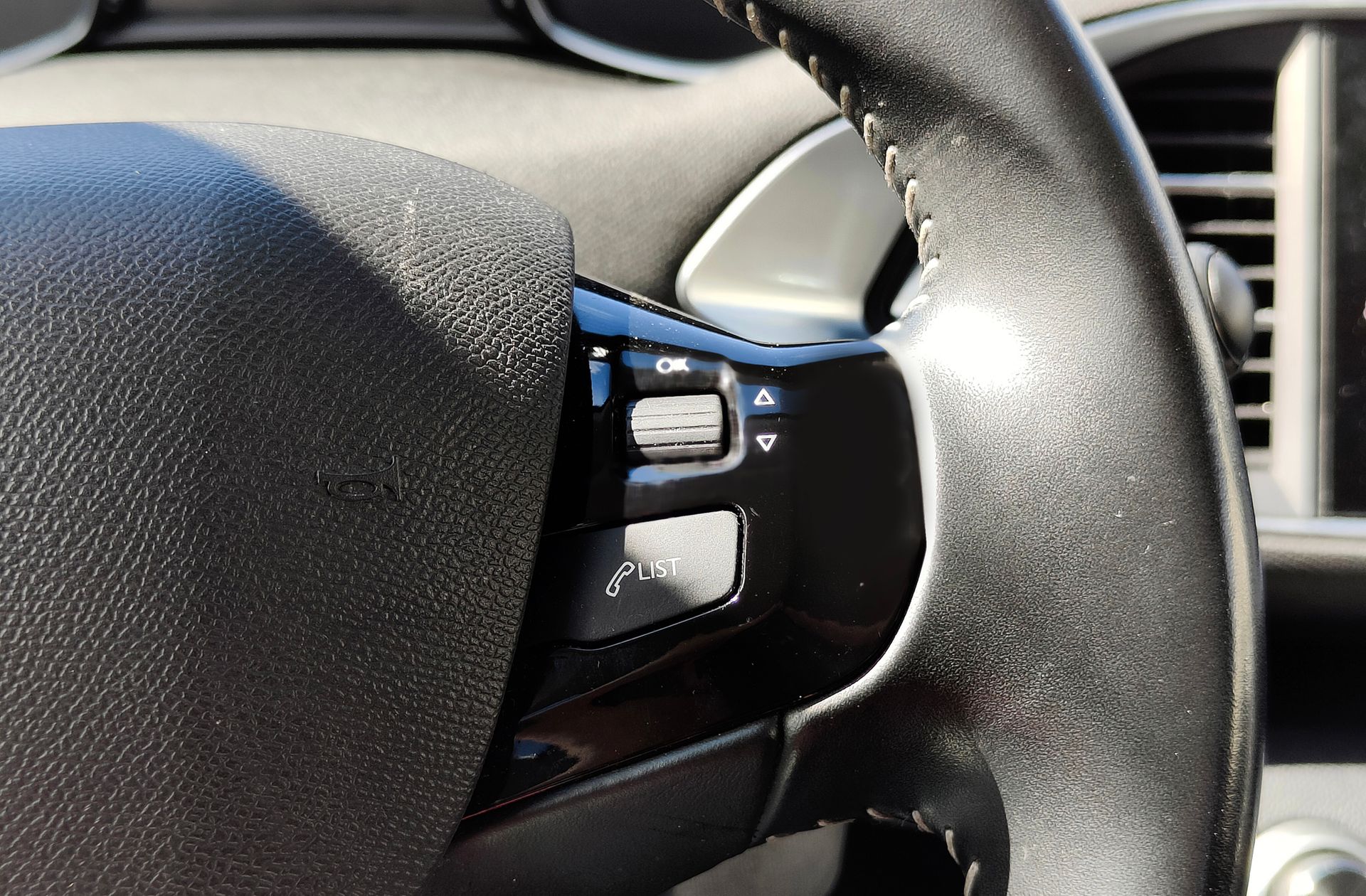 Peugeot 308 PureTech 130 Style - foto 22