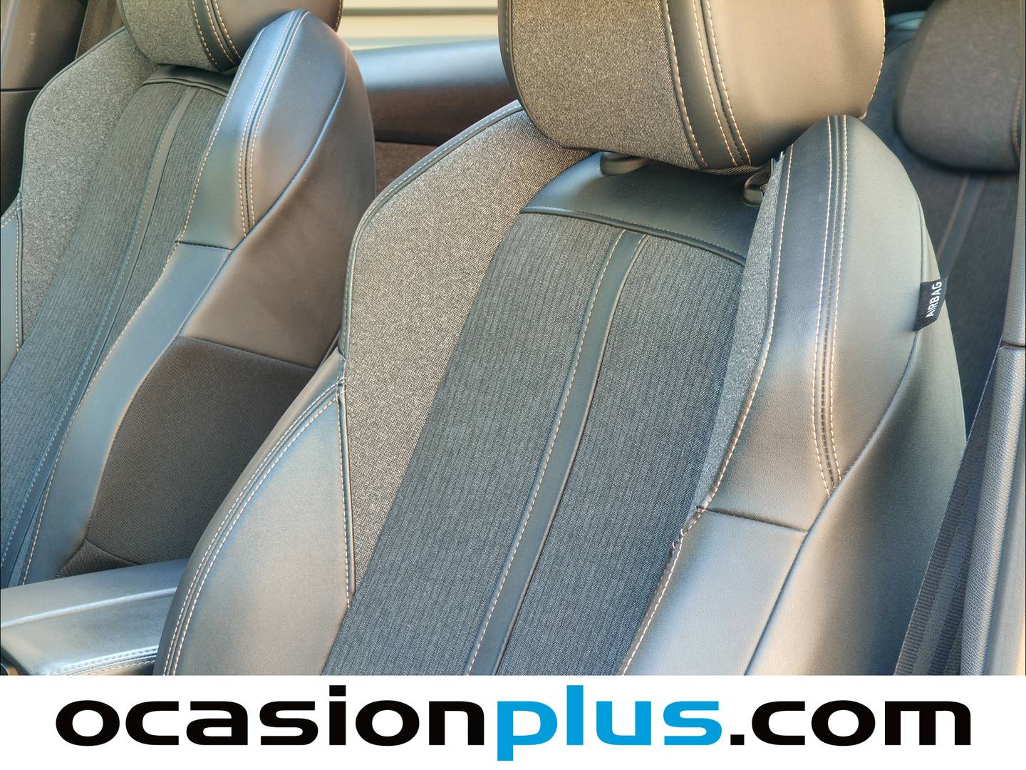 Equipamiento del Peugeot 3008 Peugeot 3008 PureTech 130 S&S GT Line (130 CV)