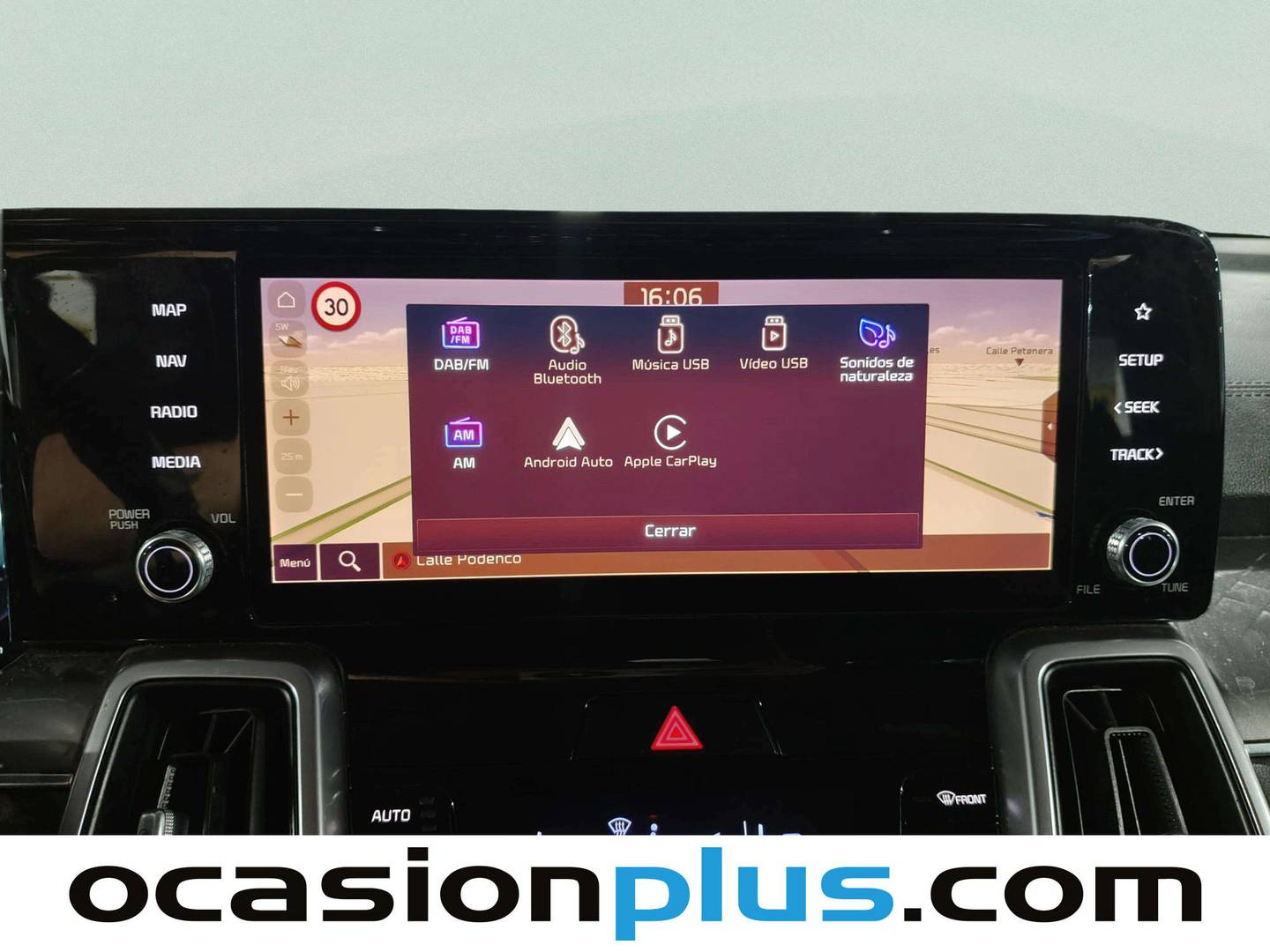 Equipamiento del KIA Sorento KIA Sorento 1.6 T-GDi HEV Drive 4x2 (230 CV)