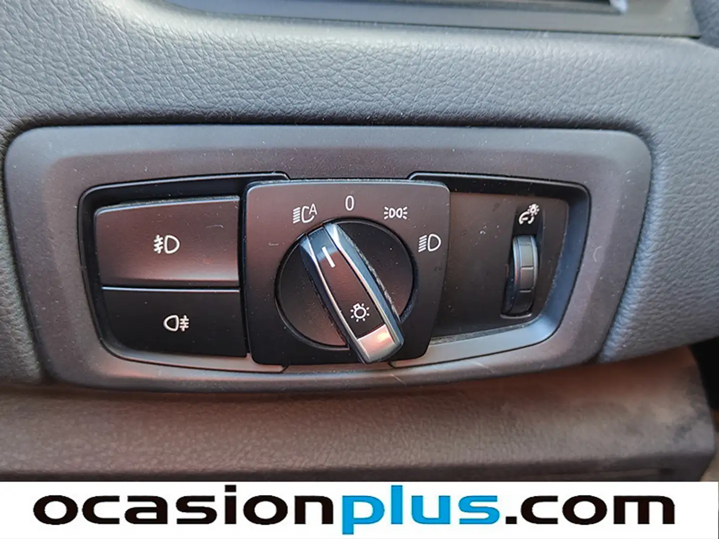 Encendido automático de faros