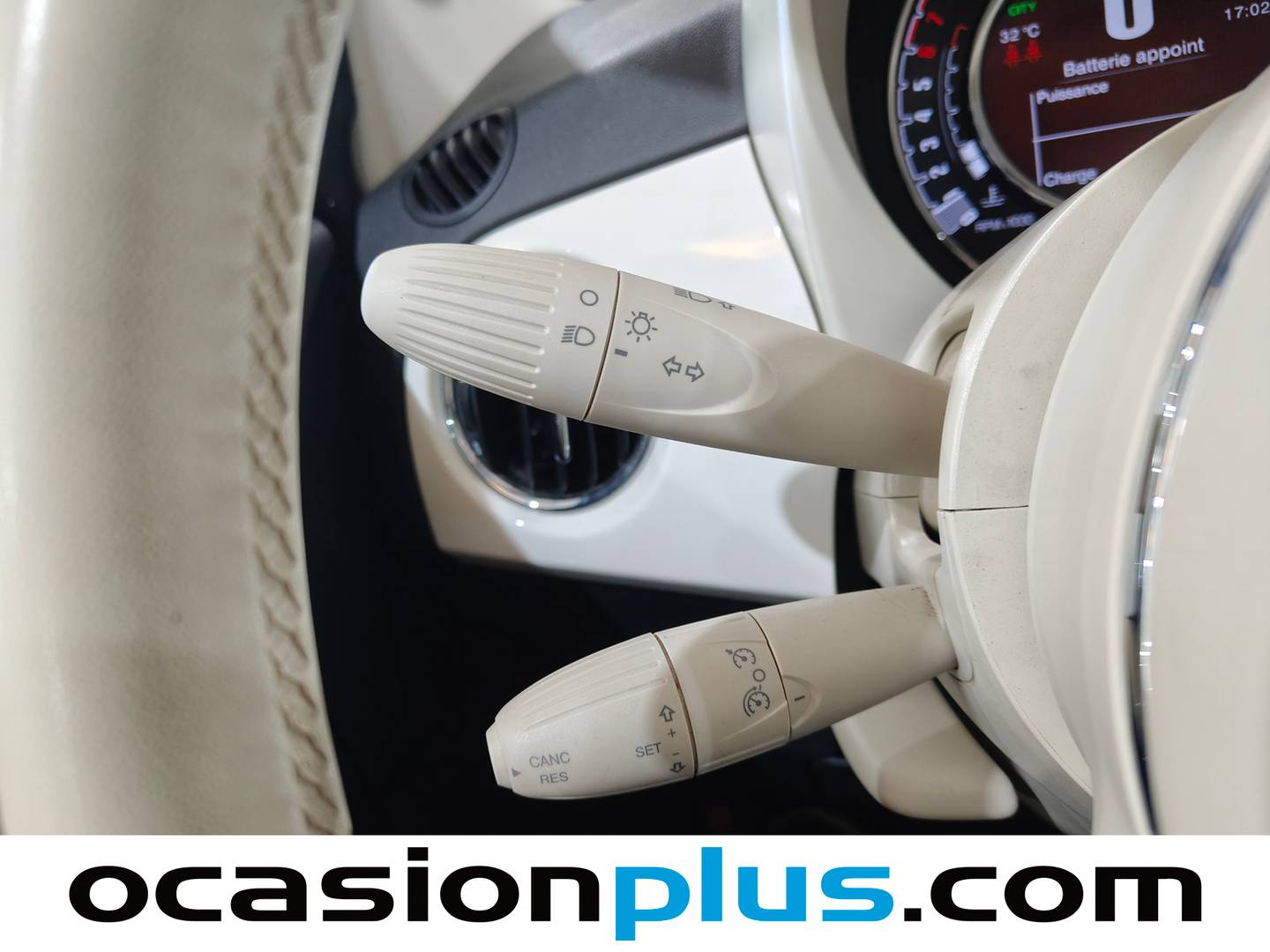 Fiat 500 Fiat 500 1.0 Hybrid Dolcevita (70 CV) de segunda mano