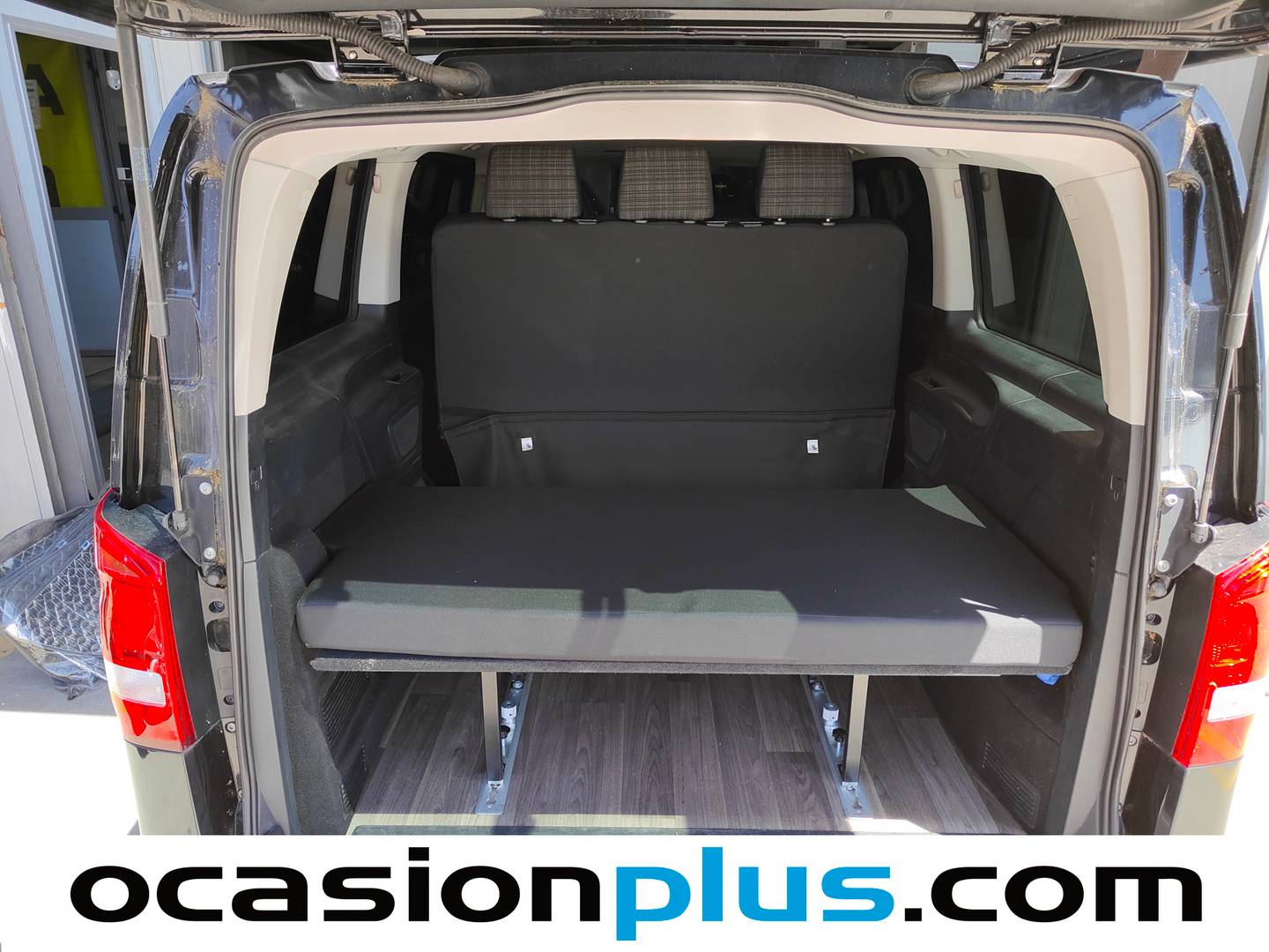 Acabados Mercedes Vito Mercedes Vito Combi 114 CDI Tourer Base Larga (136 CV) Camperizada