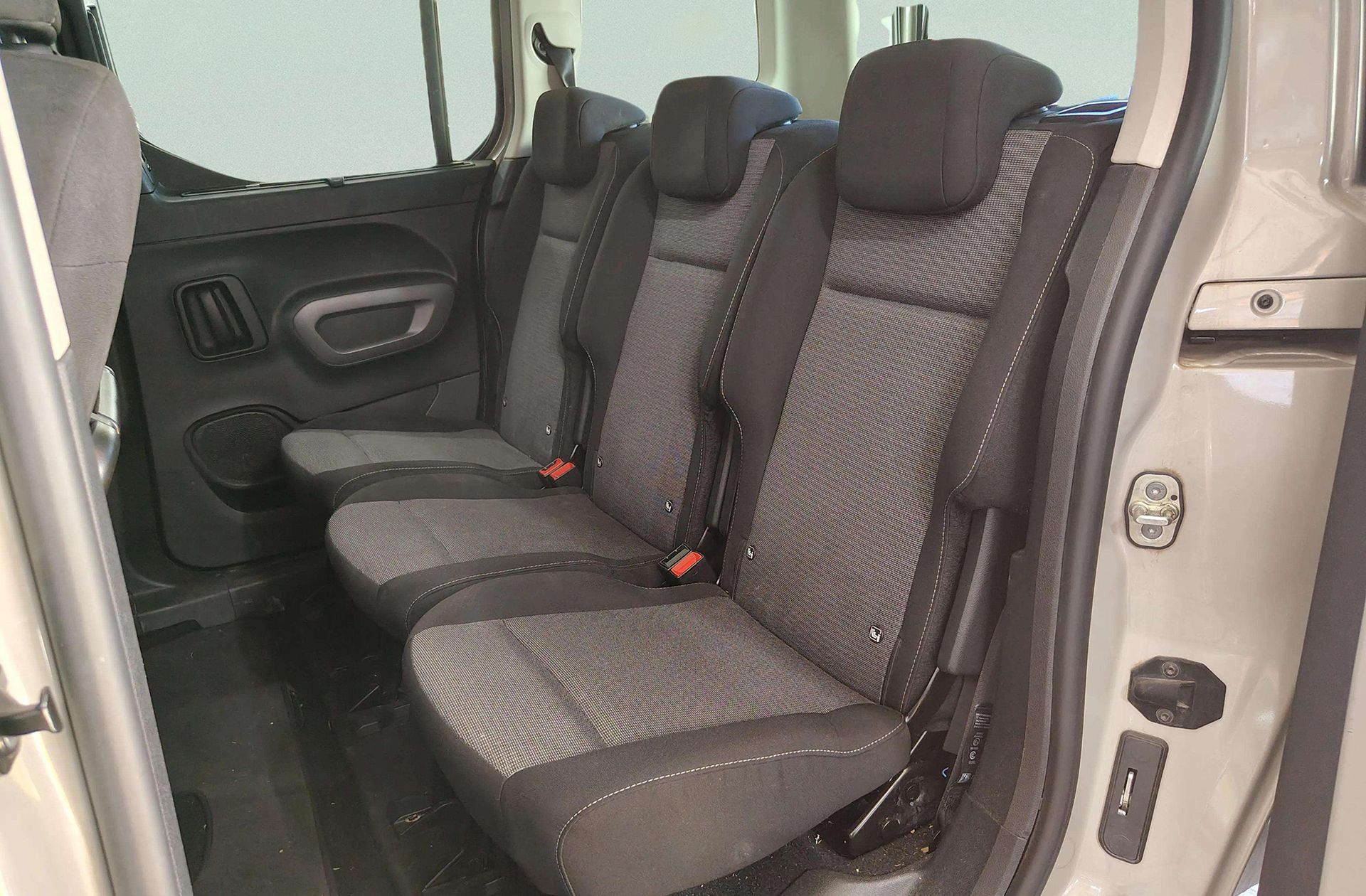 Toyota Proace City 1.2 Family Active L1 5 plazas - foto 12