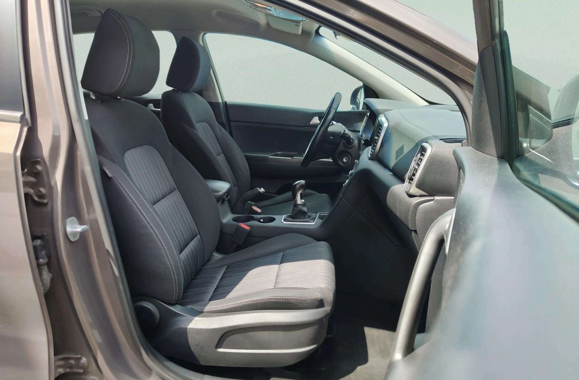Kia Sportage 1.6 MHEV Concept 4x2 - foto 16