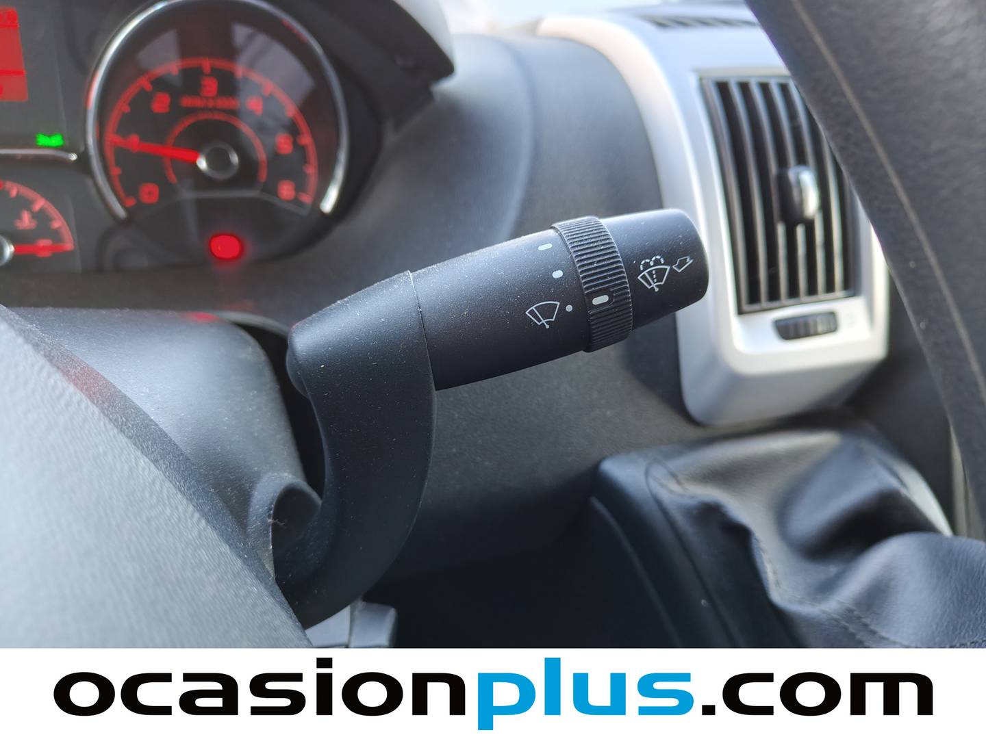 Foto Peugeot Boxer Peugeot Boxer Furgon BlueHDi 140 S&S 335 L3H2 (140 CV)