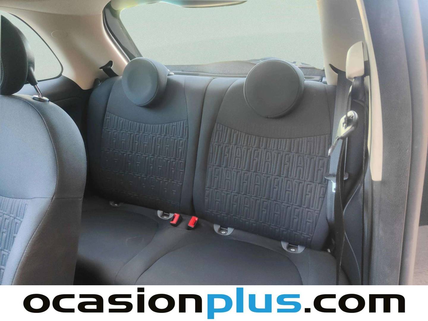 Foto asientos traseros Fiat 500 Fiat 500 1.0 Hybrid Dolcevita (70 CV)