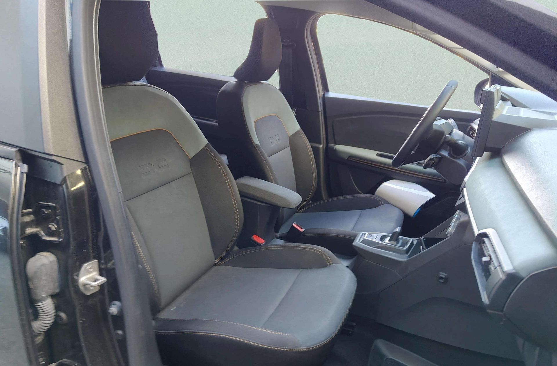 Dacia Jogger Extreme Hybrid 7 plazas - foto 18