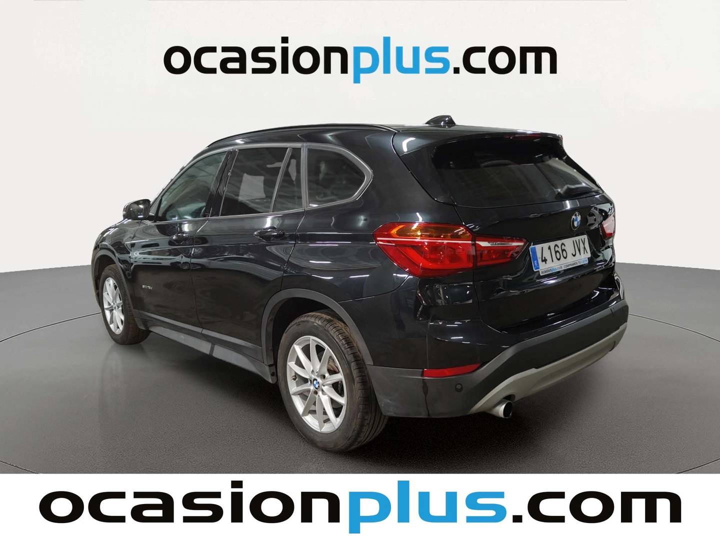 Foto trasera BMW X1 BMW X1 sDrive18d (150 CV) derecha