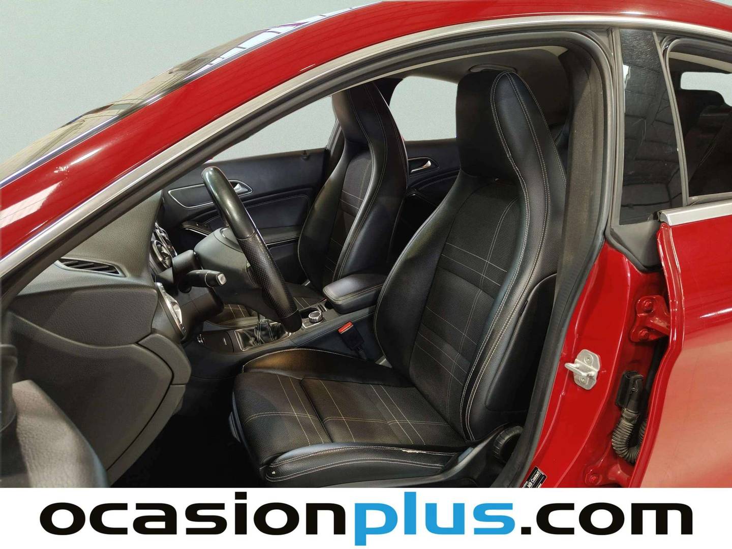 Foto asientos delanteros Mercedes CLA Mercedes CLA 200 CDI Urban (136 CV)