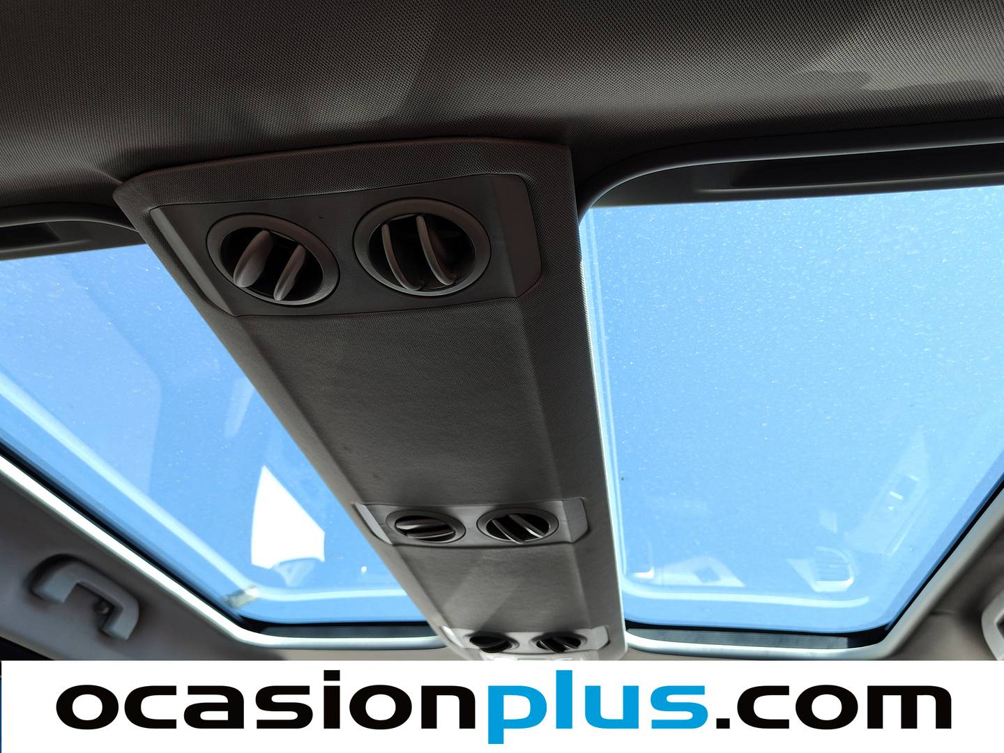 Equipamiento del Citroën Spacetourer Citroën Spacetourer BlueHDi 120 Talla M Business (120 CV)