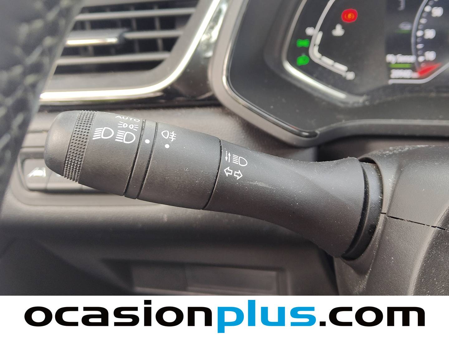 Equipamiento del Mitsubishi ASX Mitsubishi ASX 130T MHEV Kaiteki DCT (158 CV)