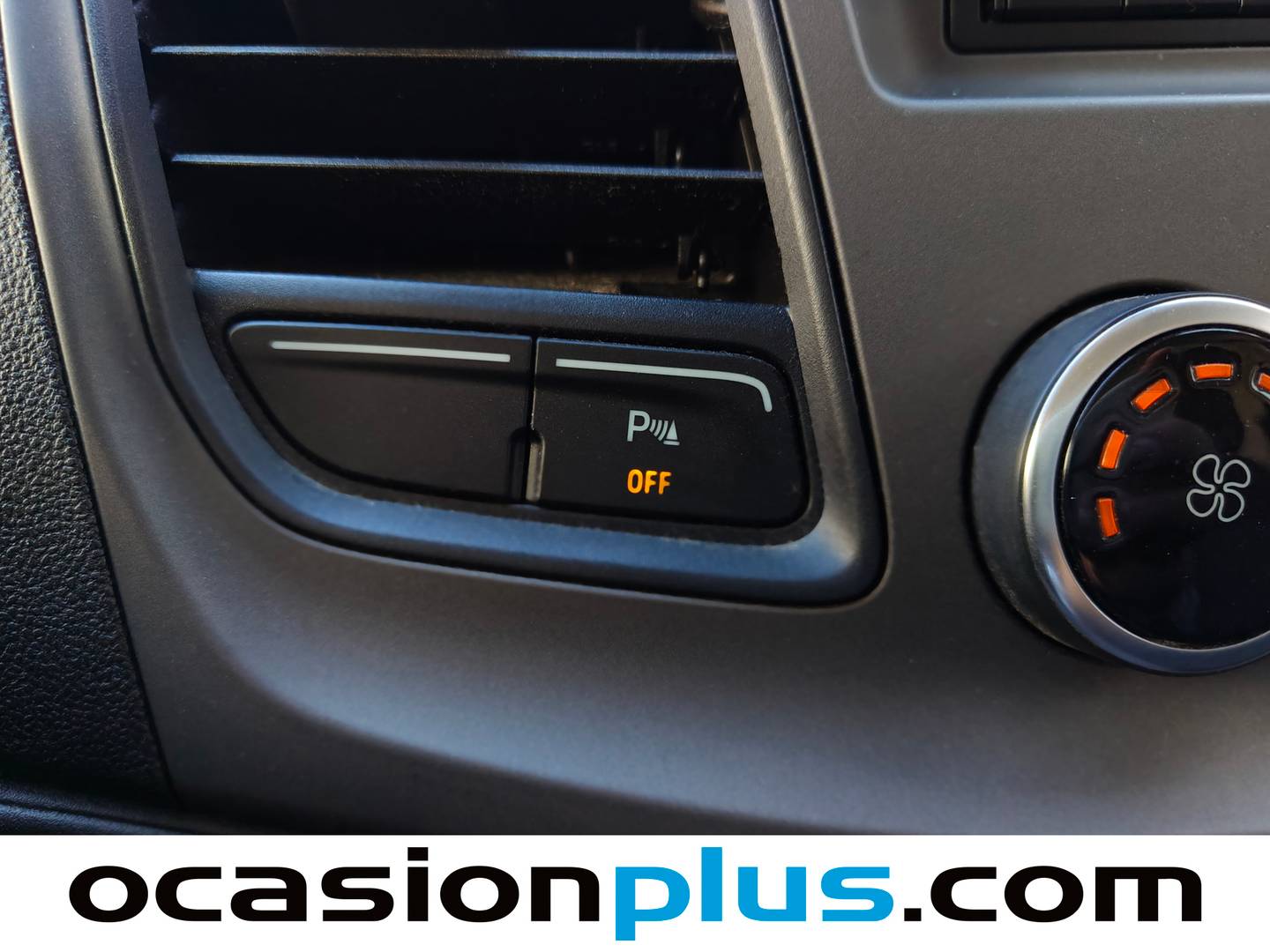 Extras y acabados del Ford Transit Custom Ford Transit Custom Furgon 2.0 TDCI 280 L1 Trend (130 CV)