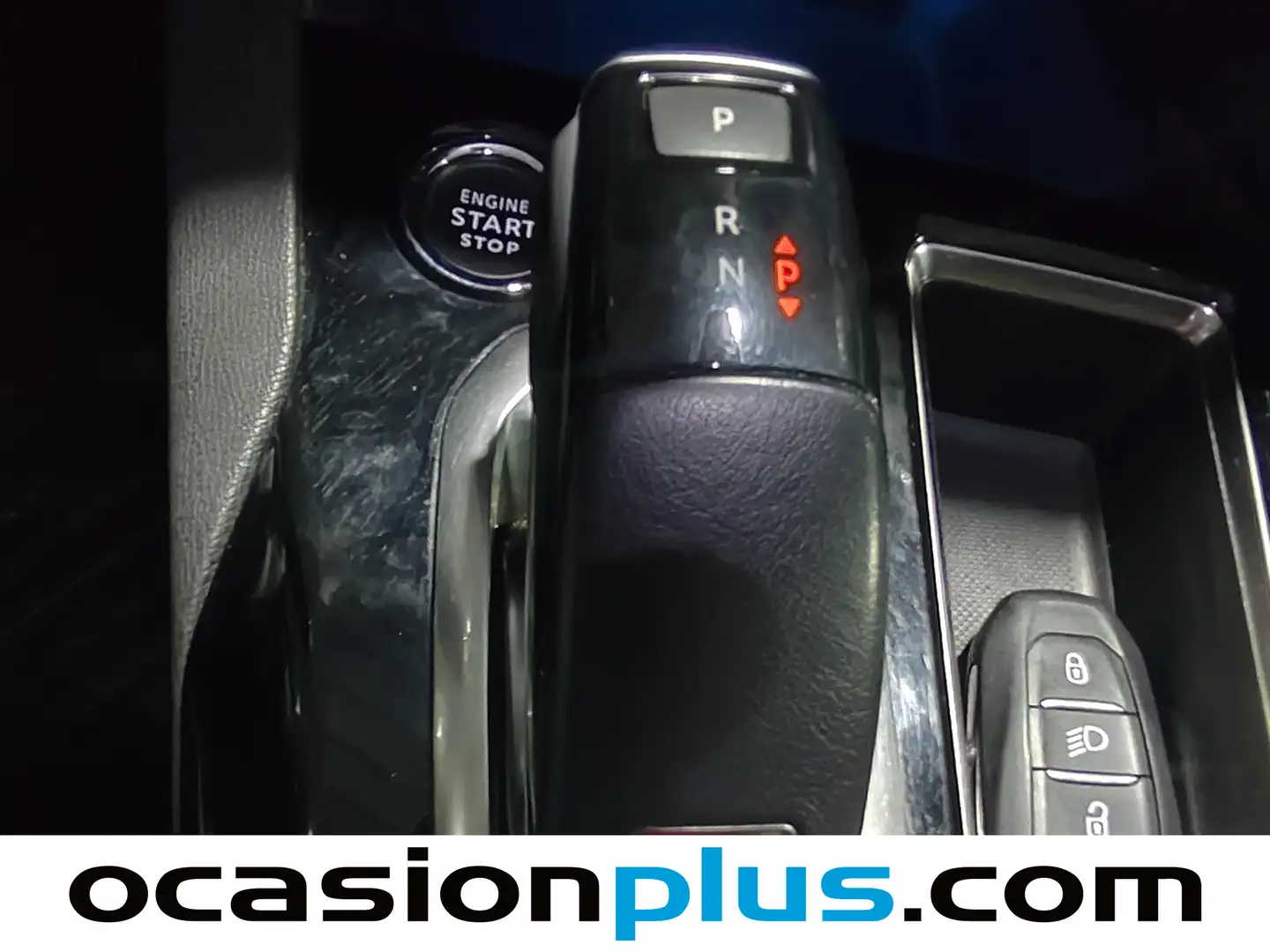 Foto Peugeot 5008 Peugeot 5008 PureTech 130 S&S Allure EAT8 (130 CV) 7 Plazas