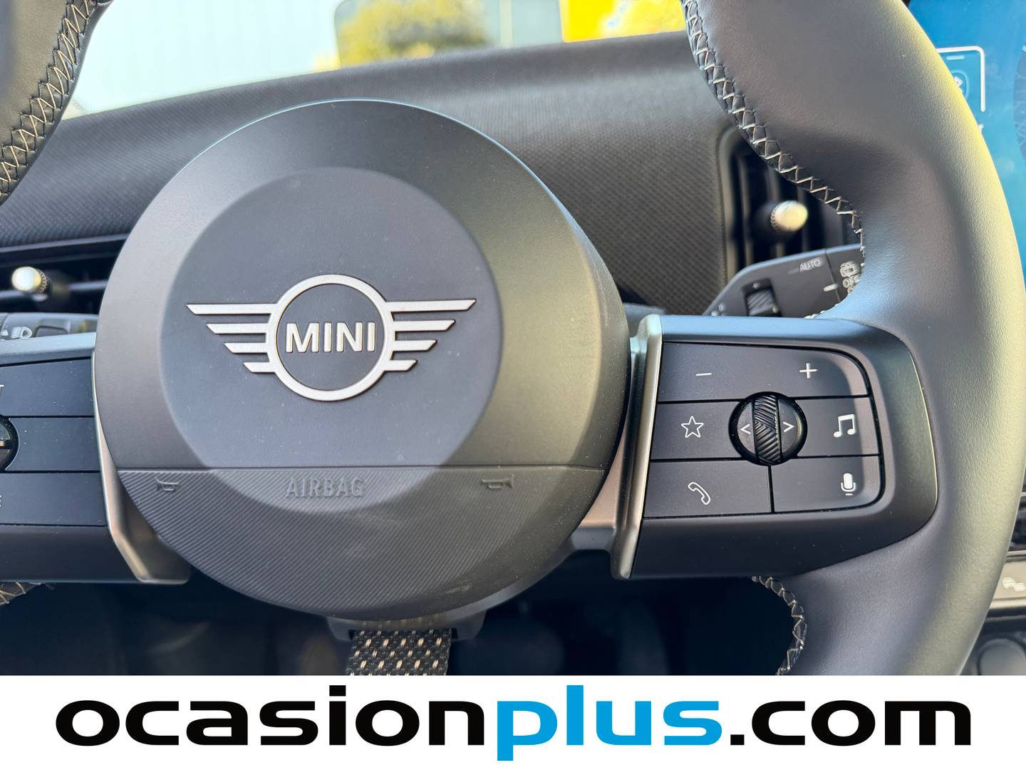 Foto Mini COOPER MINI MINI 3 Puertas Cooper C (156 CV)