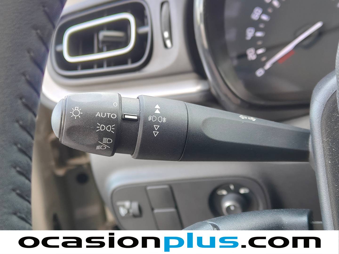 Citroën C3 Citroën C3 PureTech 83 Feel Pack (83 CV) seminuevo