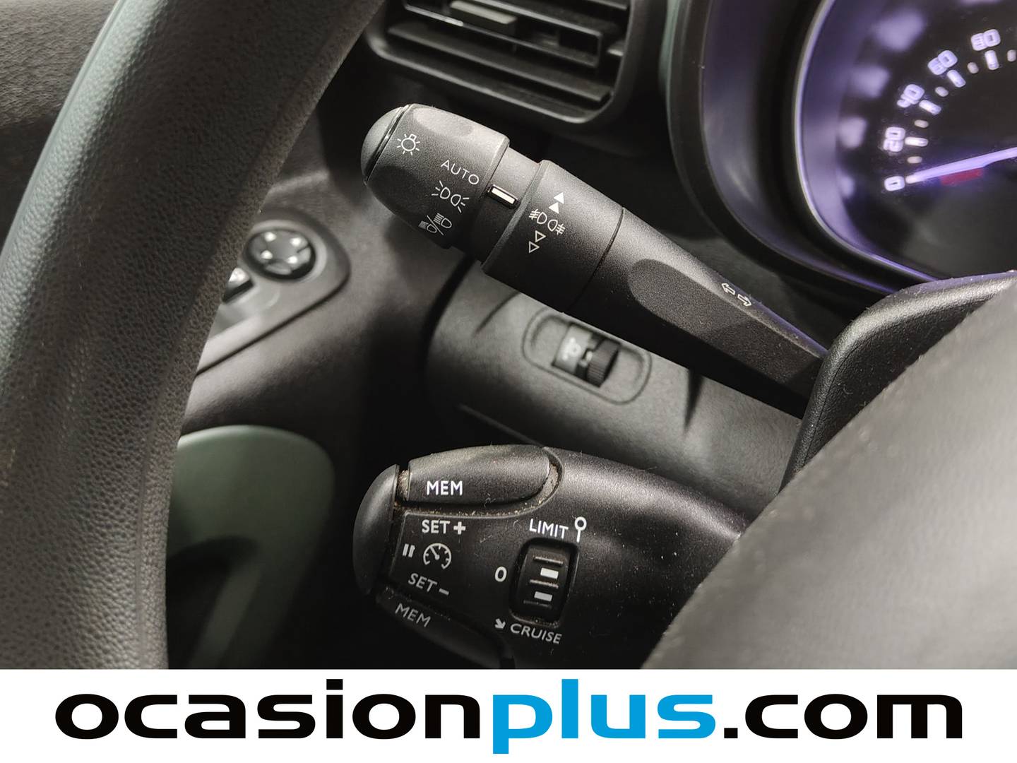 Foto Citroën Berlingo Citroen Berlingo BlueHDi 100 Talla M Shine (102 CV)