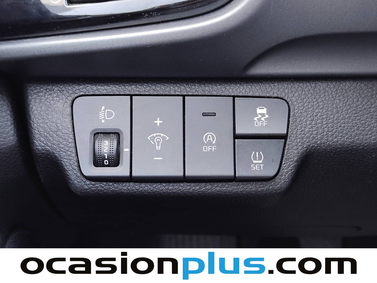 KIA Stonic KIA Stonic 1.0 T-GDi MHEV Drive iMT (100 CV) seminuevo