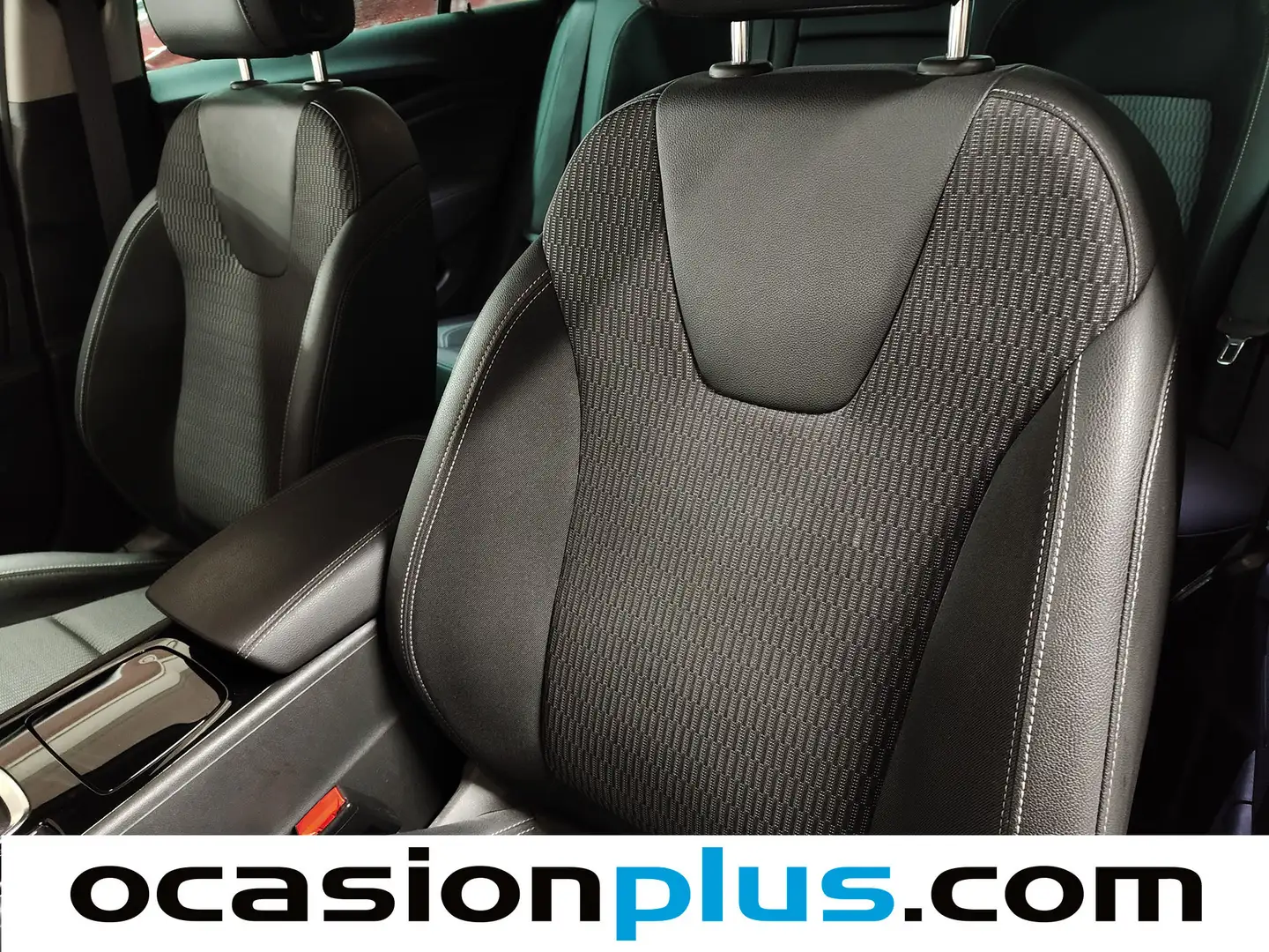 Foto Opel Insignia Opel Insignia Sports Tourer 1.6 CDTI D Innovation (136 CV)