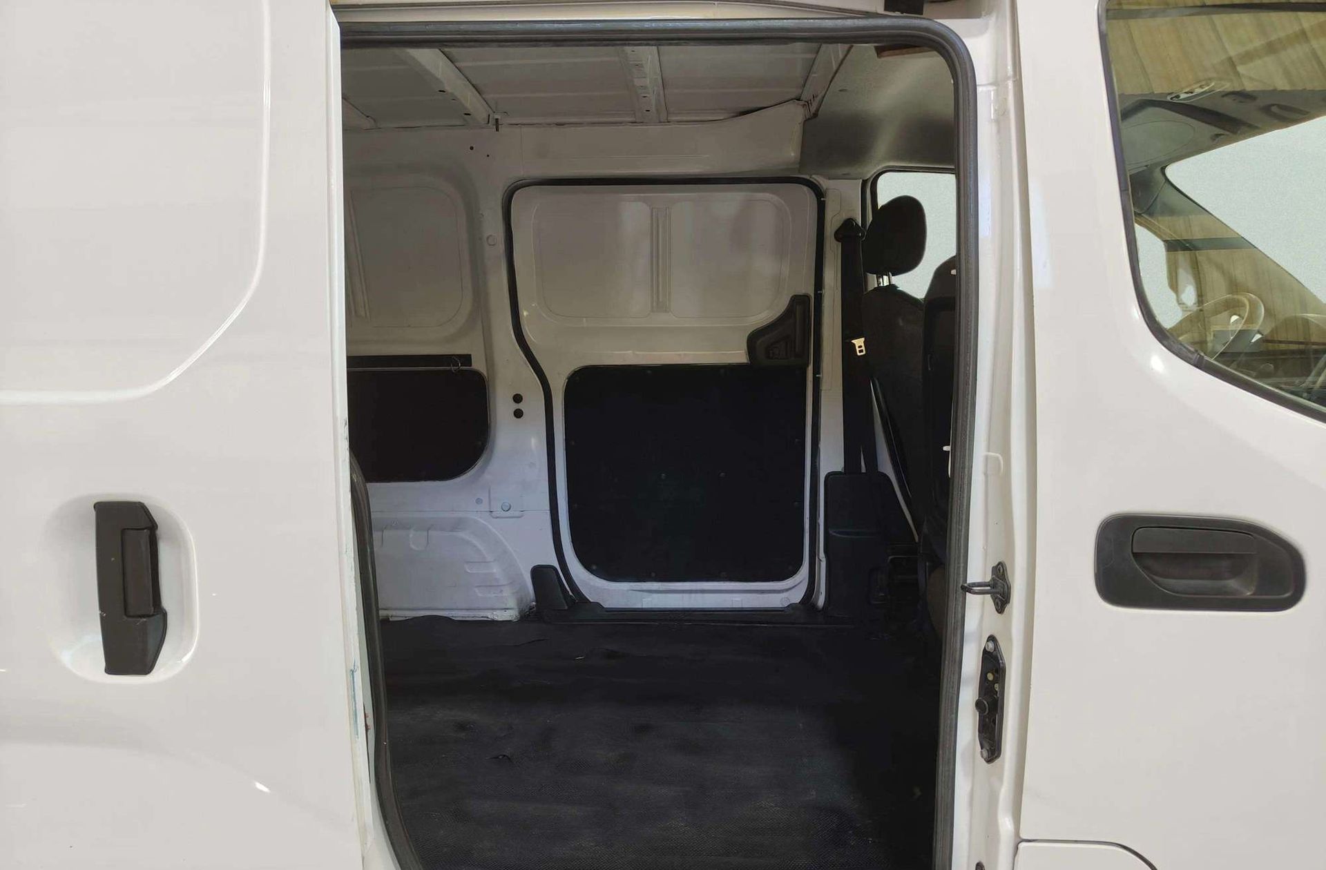 Nissan NV200 Furgon 1.5 dCi Comfort - foto 15