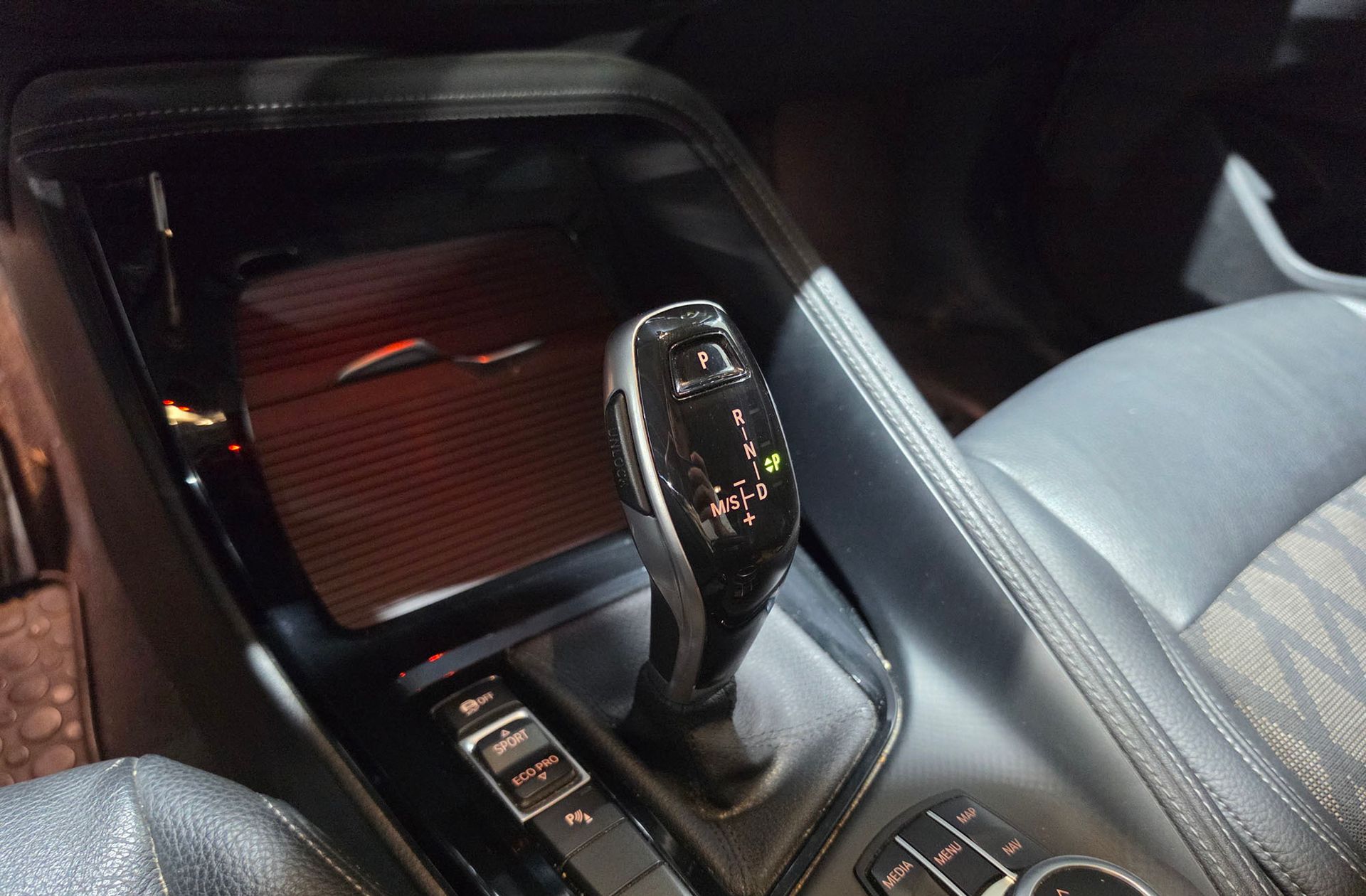 BMW X1 sDrive18d Business - foto 5
