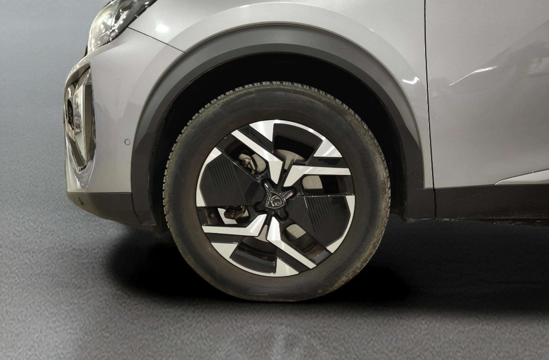 Peugeot 2008 Allure Hybrid eDCS6 - foto 35