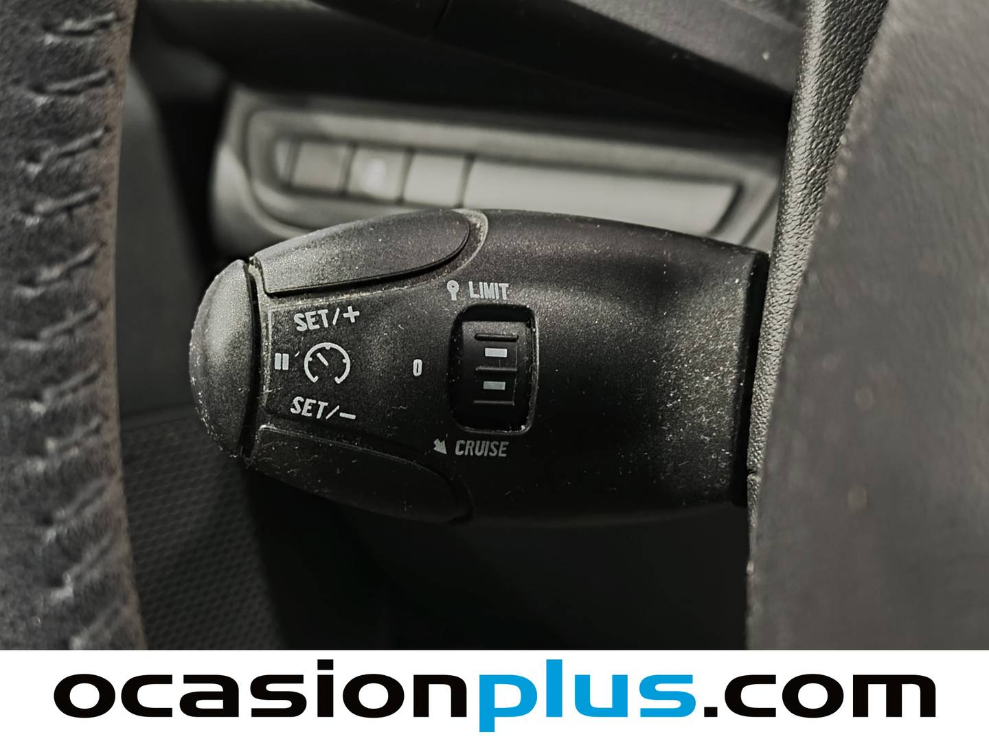 Foto Peugeot 2008 Peugeot 2008 VTI 82 Active (82 CV)