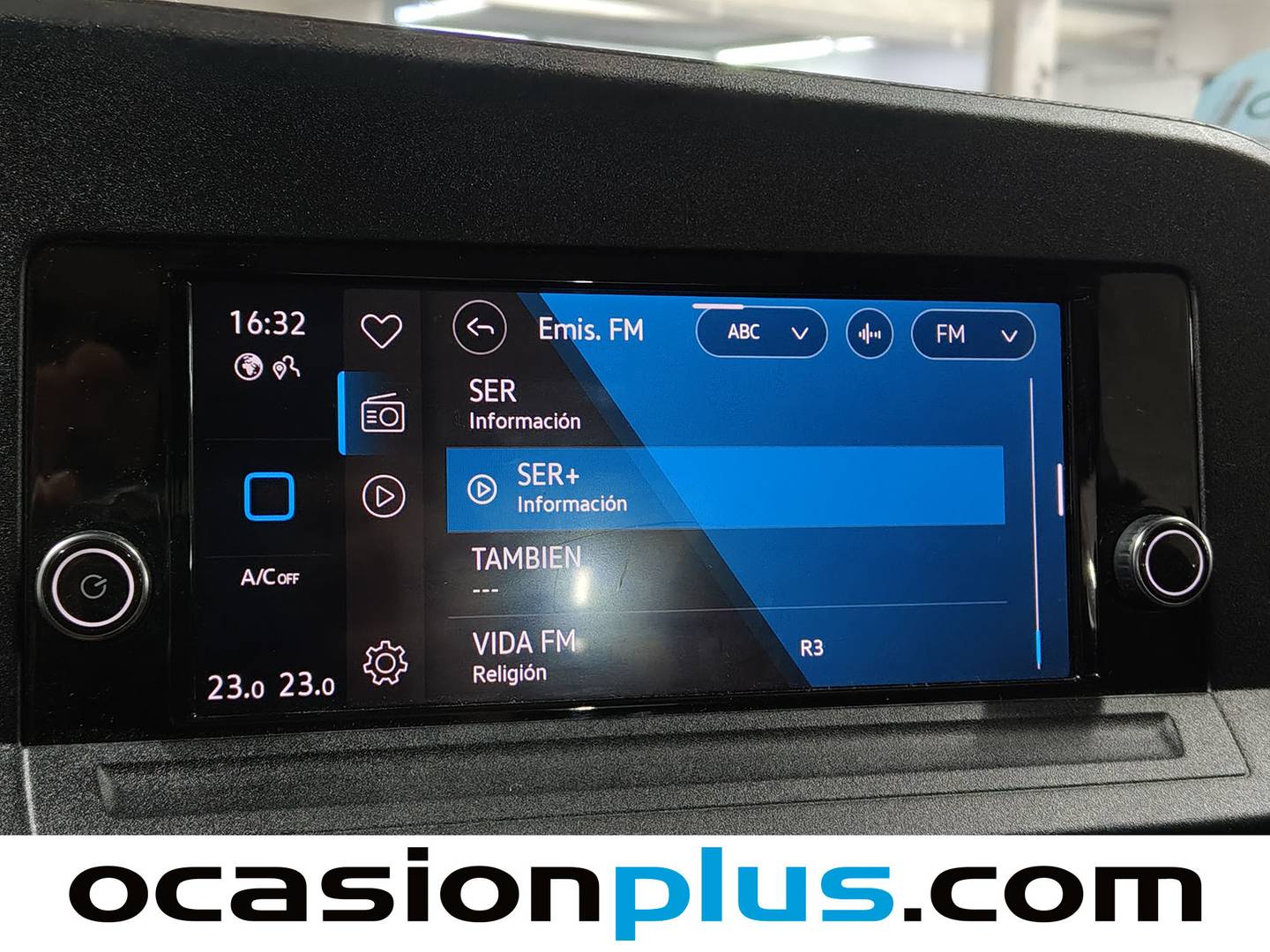 Foto Volkswagen Caddy Volkswagen Caddy Maxi Origin 2.0 TDI (102 CV) 7 Plazas