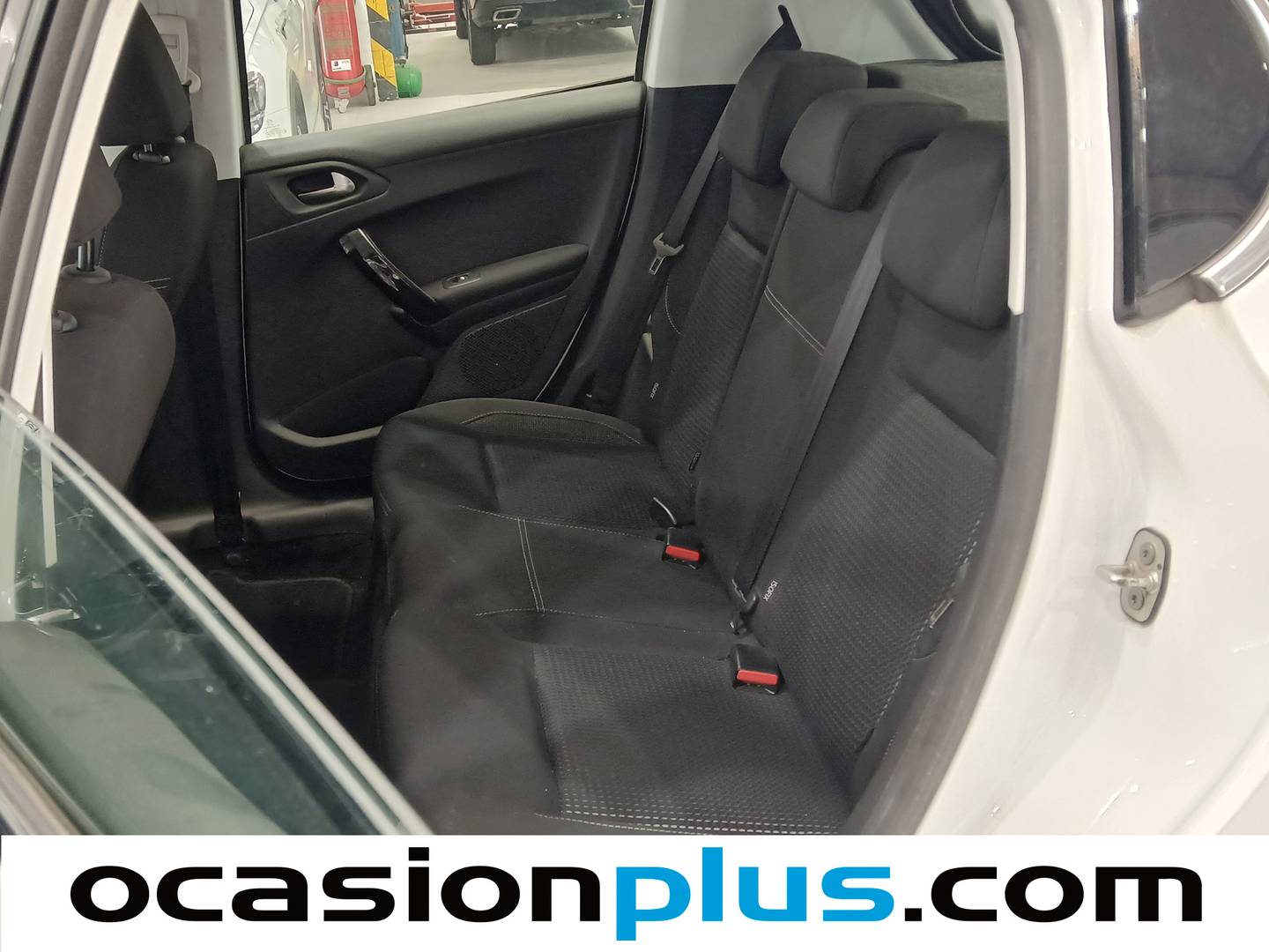 Foto asientos traseros Peugeot 208 Peugeot 208 PureTech 110 S&S Allure EAT6 (110 CV)