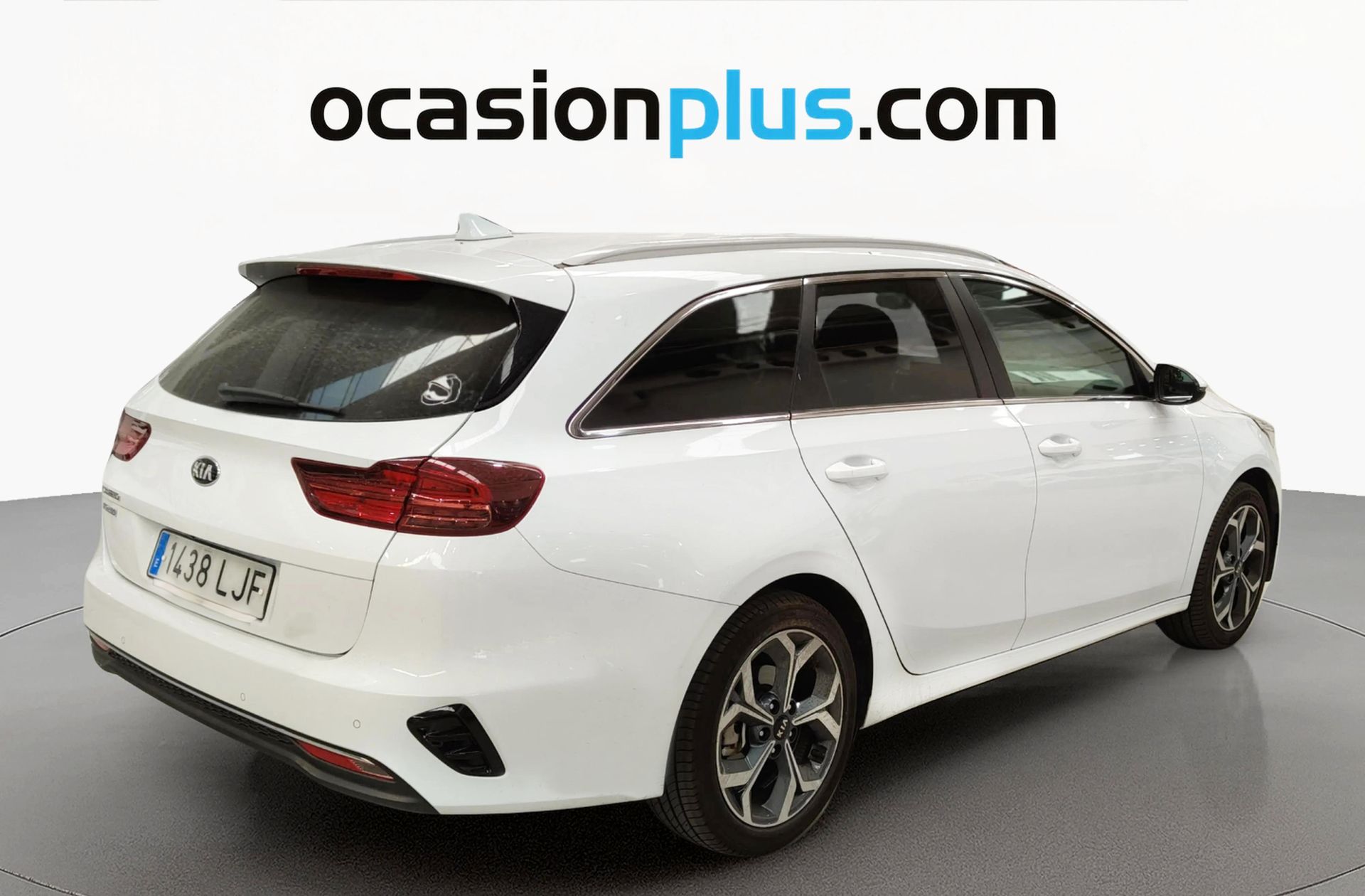 Kia Ceed 1.6 CRDi Tech - foto 4
