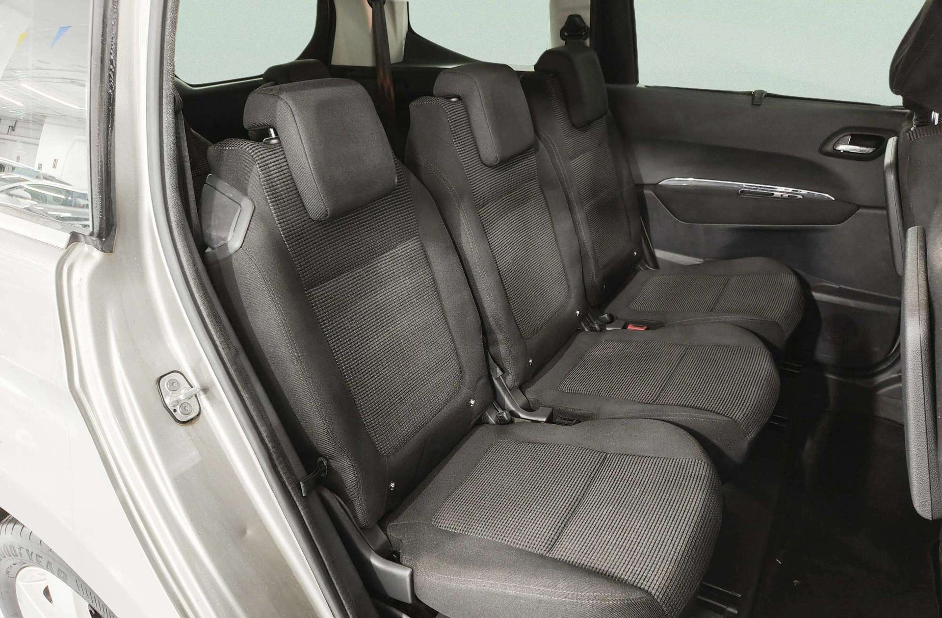 Peugeot 5008 1.6 VTi Premium 7 plazas - foto 19