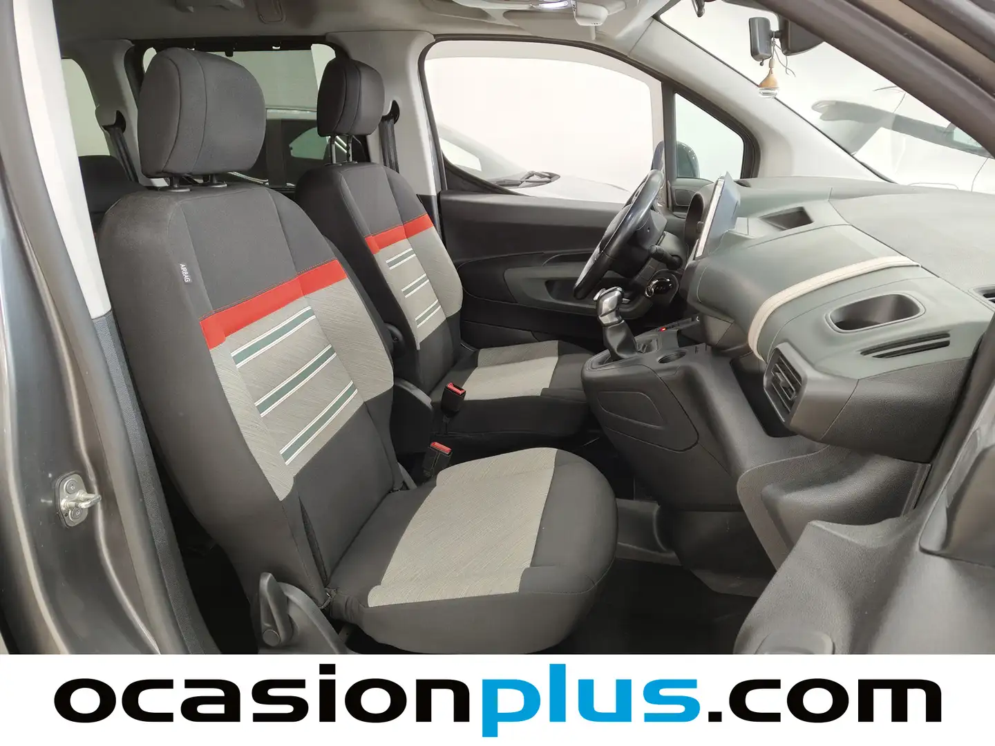 Foto Citroën Berlingo Citroen Berlingo BlueHDi 100 S&S Talla M Shine (102 CV)