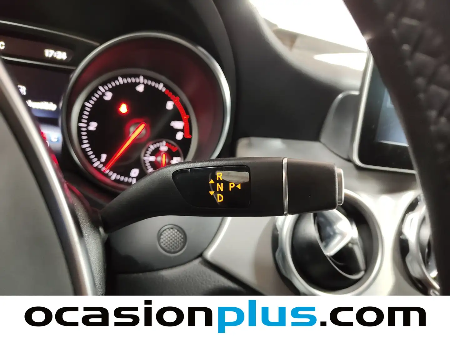 Foto Mercedes GLA Mercedes-Benz GLA GLA 200 d (136 CV) PACK AMG