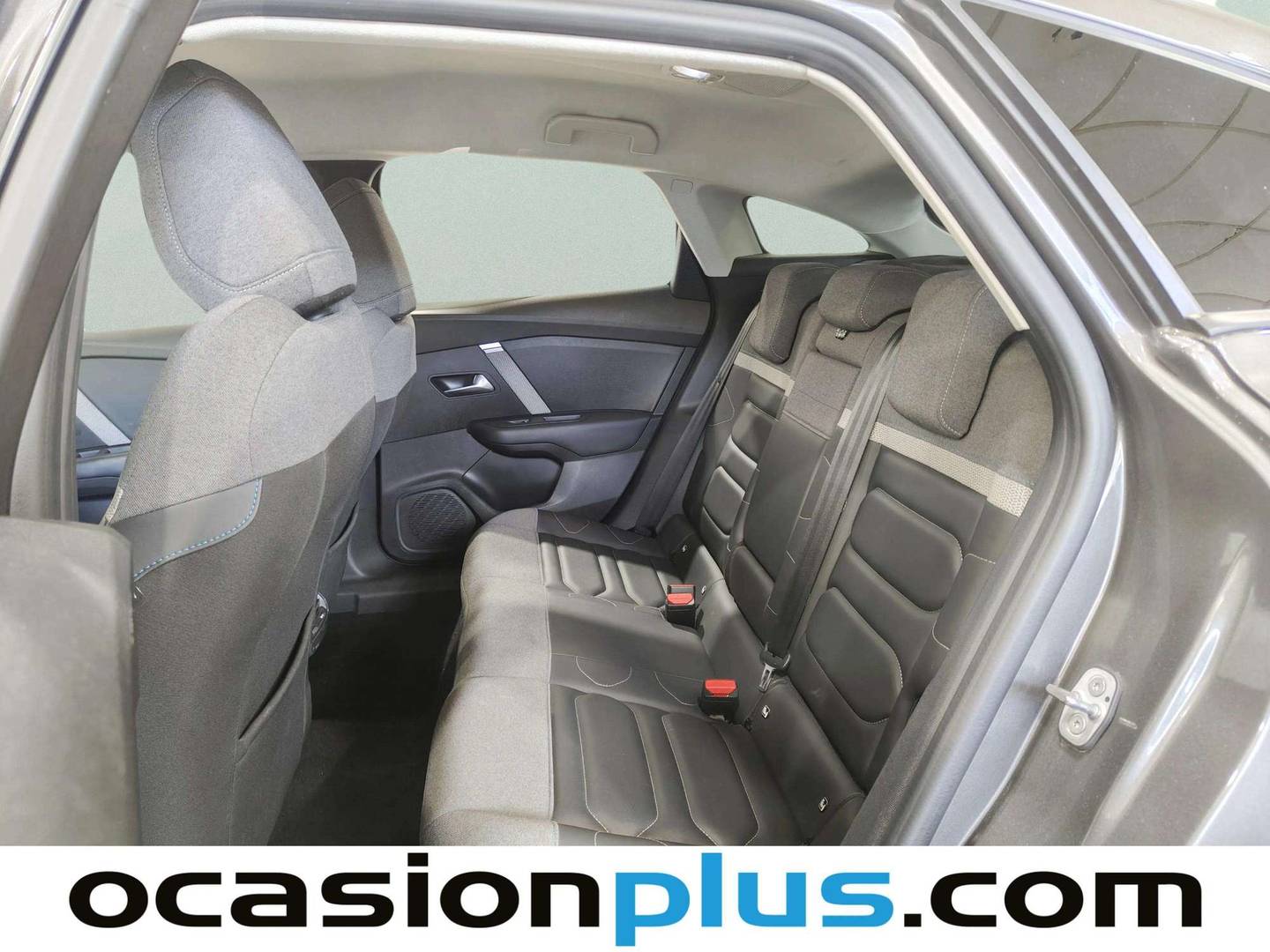 Foto asientos delanteros Citroën C4 Citroën C4 PureTech 130 S&S Shine (130 CV)
