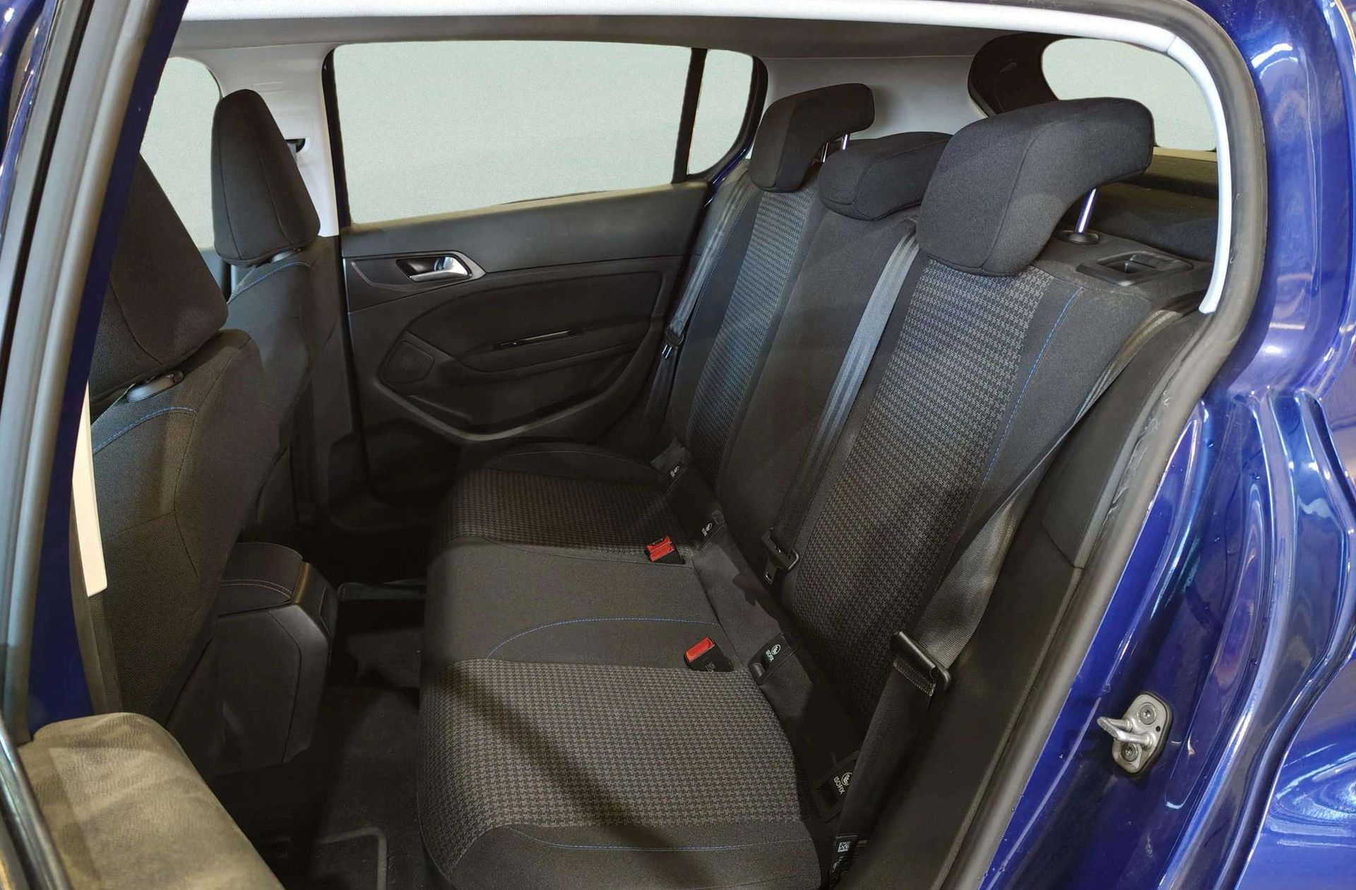 Peugeot 308 BlueHDi 100 Style - foto 14
