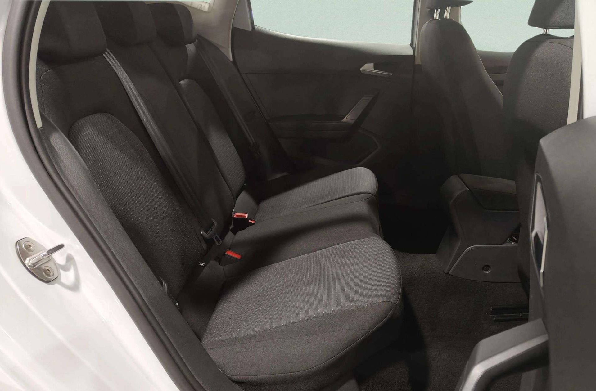 SEAT Arona 1.0 TSI Style XL DSG - foto 16