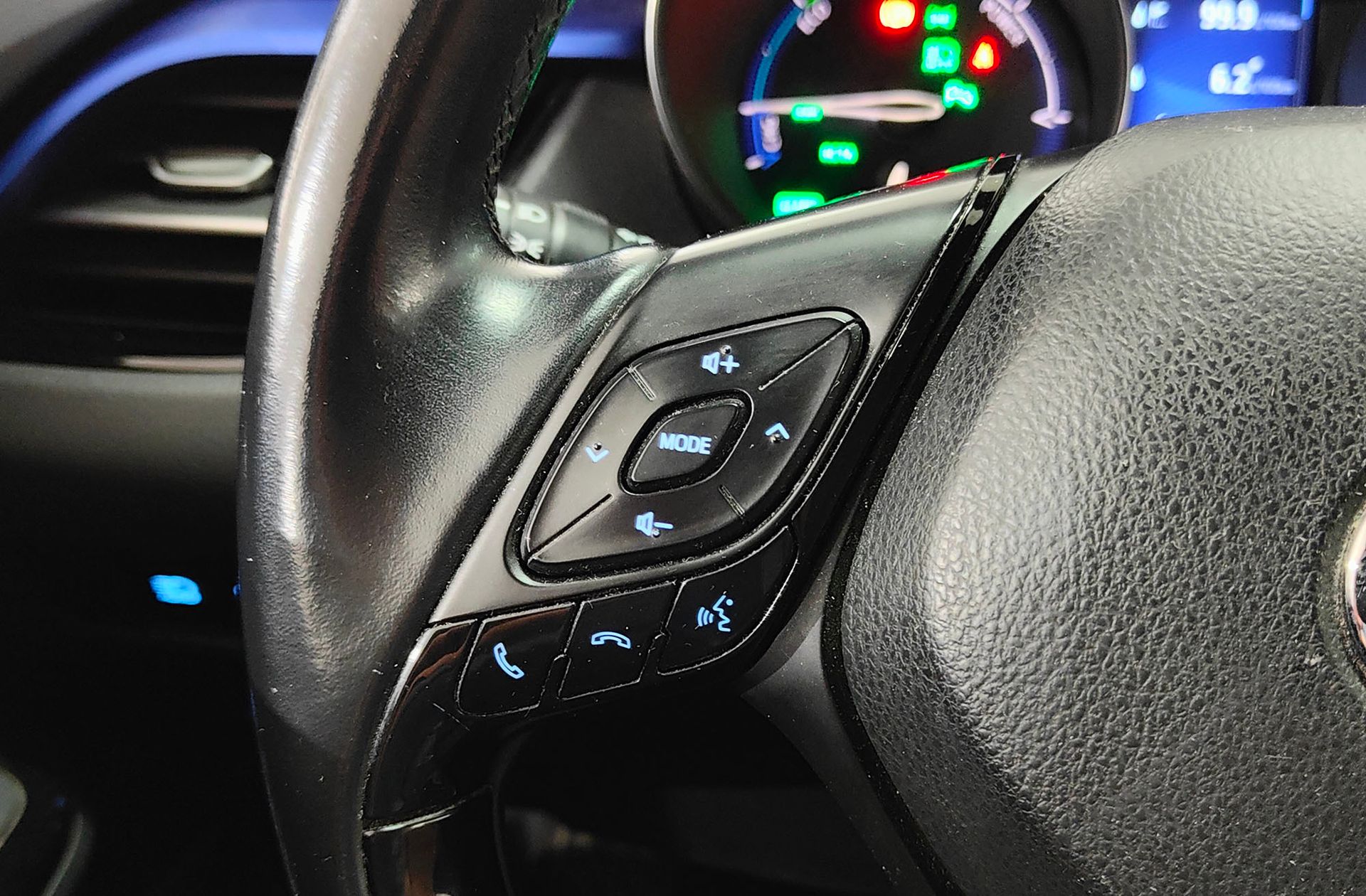Toyota C-HR 1.8 125H Dynamic Plus - foto 29