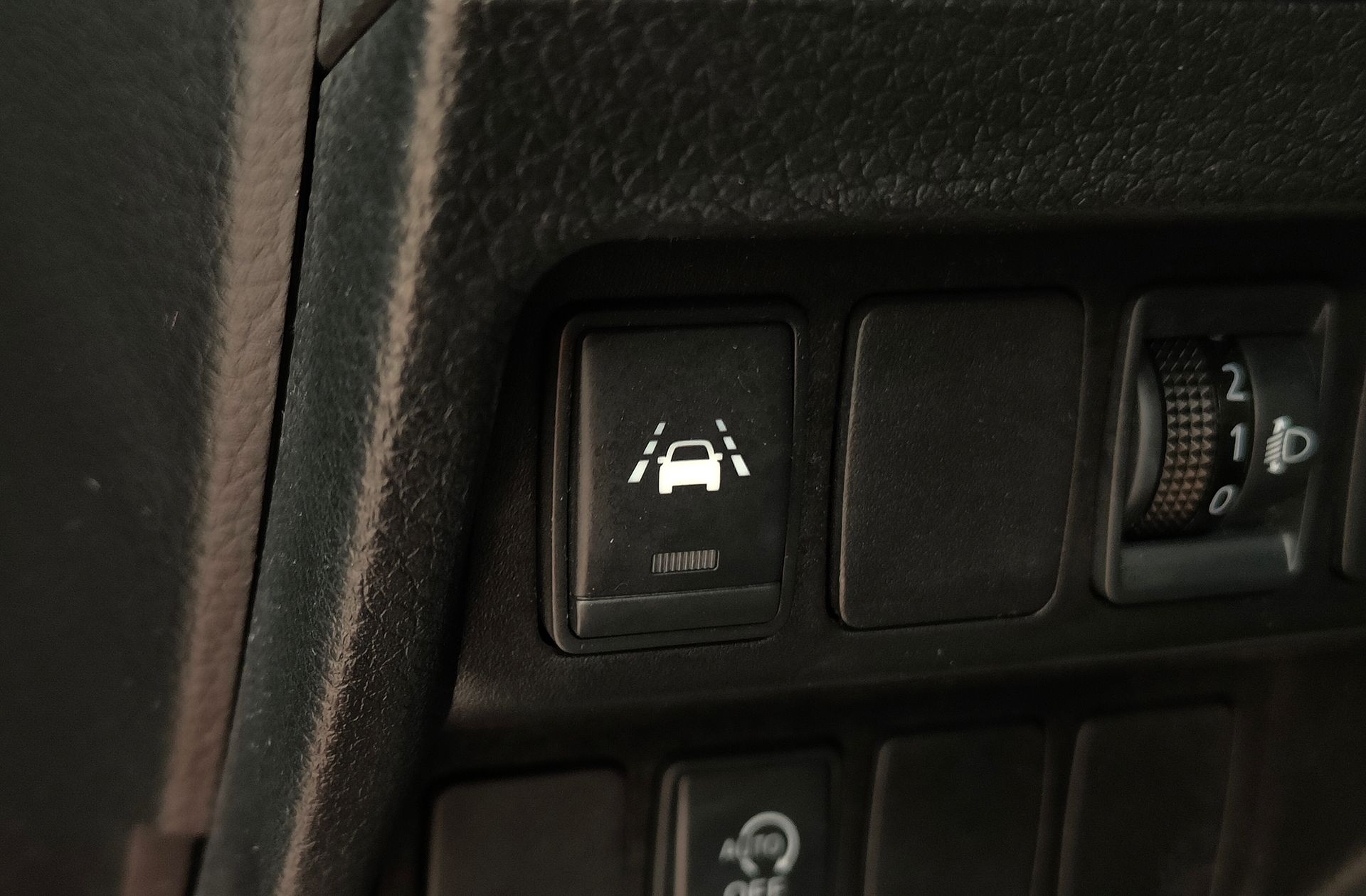 Nissan Qashqai dCi 150 N-Connecta - foto 26