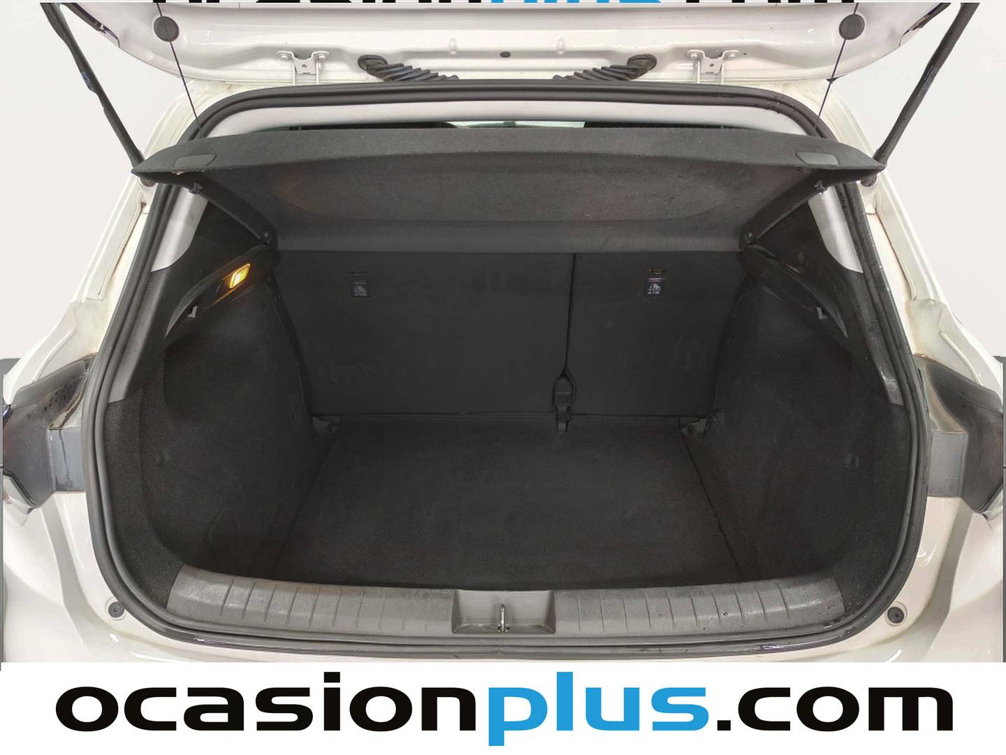 Foto Fiat Tipo Fiat Tipo 1.5 Hybrid Cross DCT (130 CV)