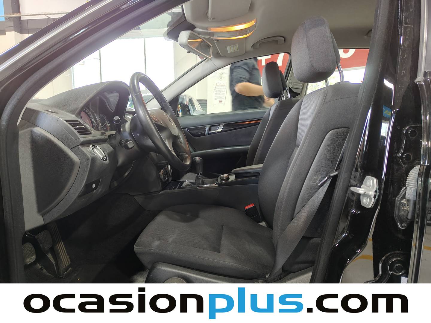 Foto asientos delanteros Mercedes Clase C Mercedes Clase C 180 K Blue Efficiency Elegance (156 CV)
